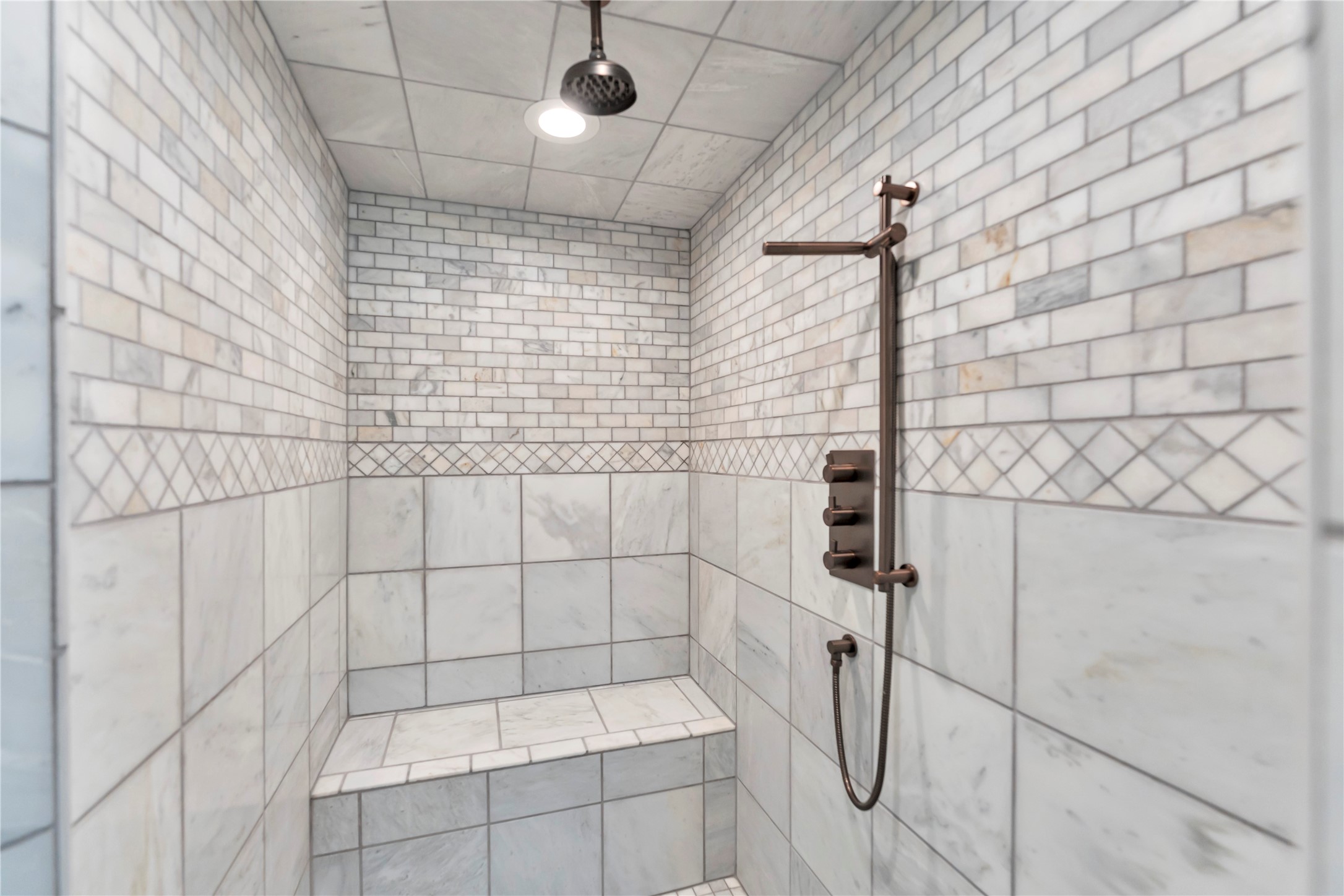 122 E Park Drive Property Photo 21