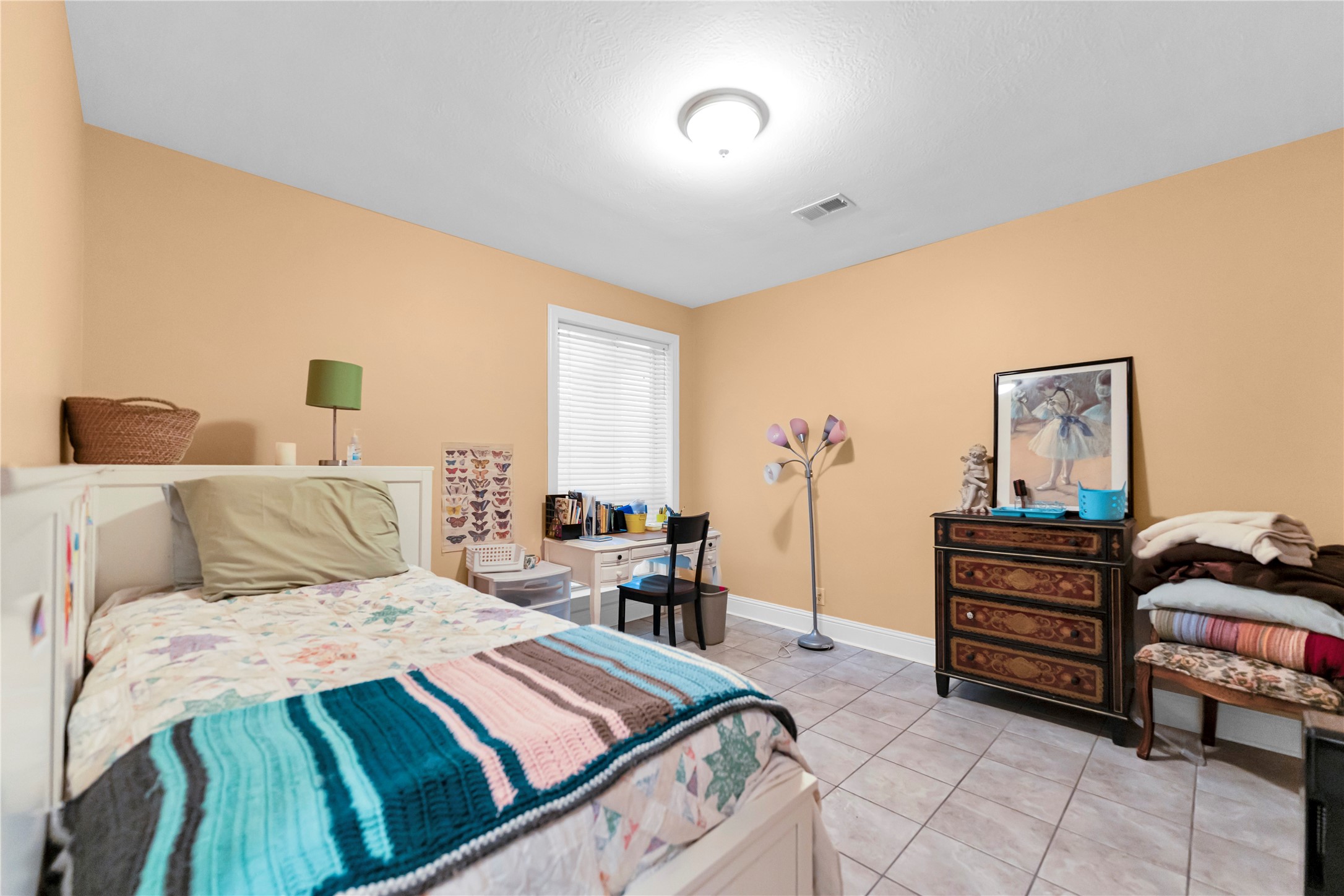 122 E Park Drive Property Photo 25