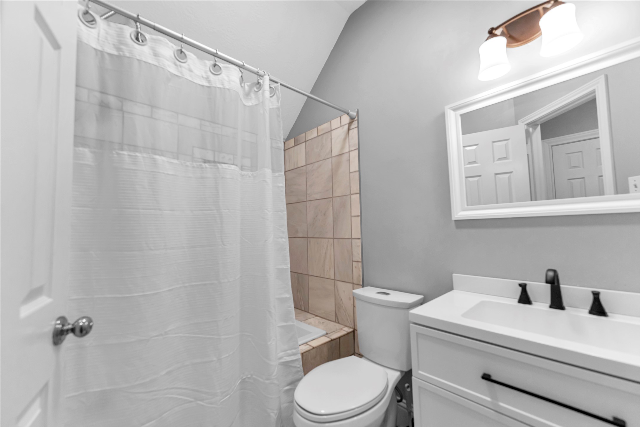 122 E Park Drive Property Photo 27