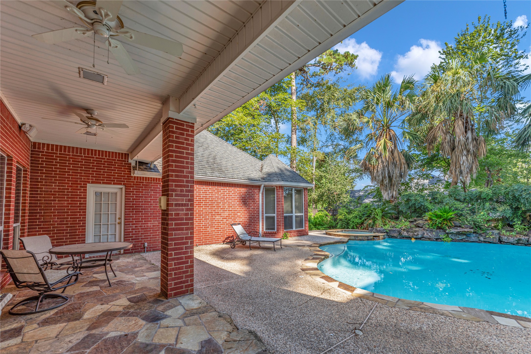 122 E Park Drive Property Photo 30