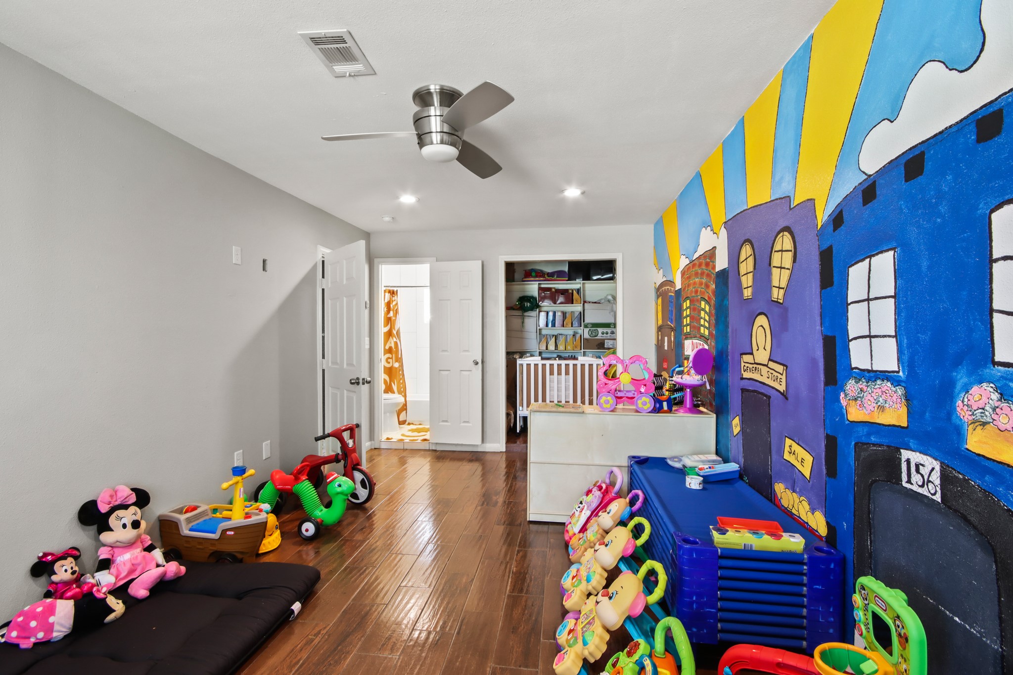 5302 Treaschwig Road Property Photo 34