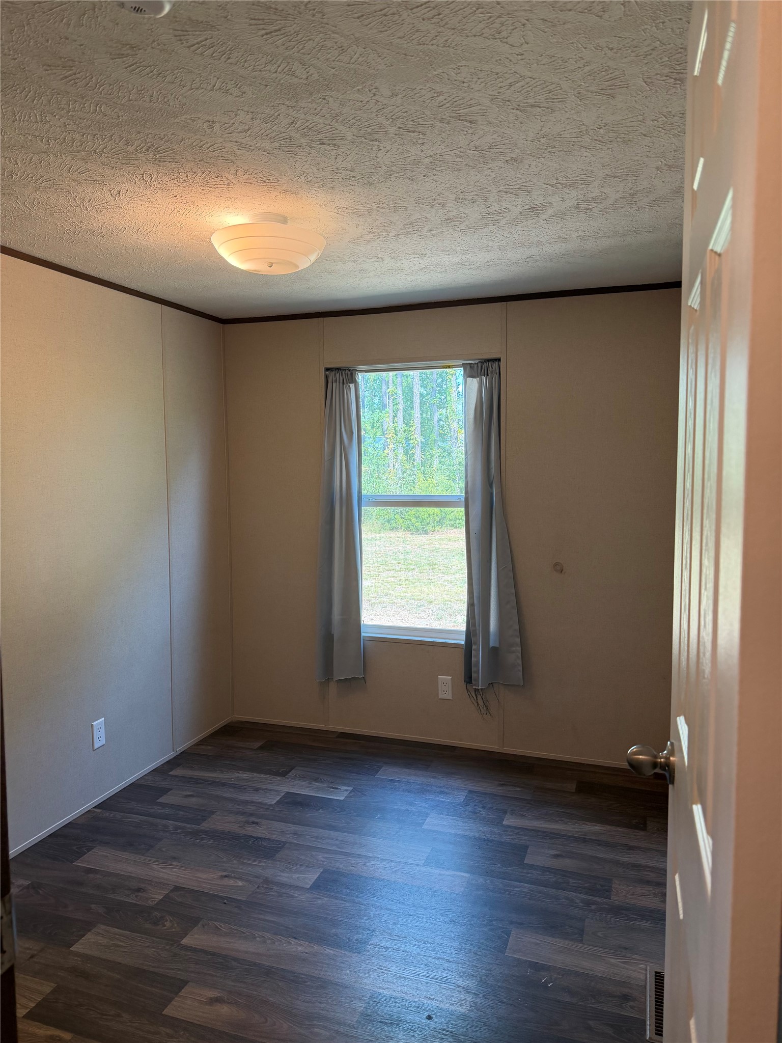 250 County Road 5001 Property Photo 4