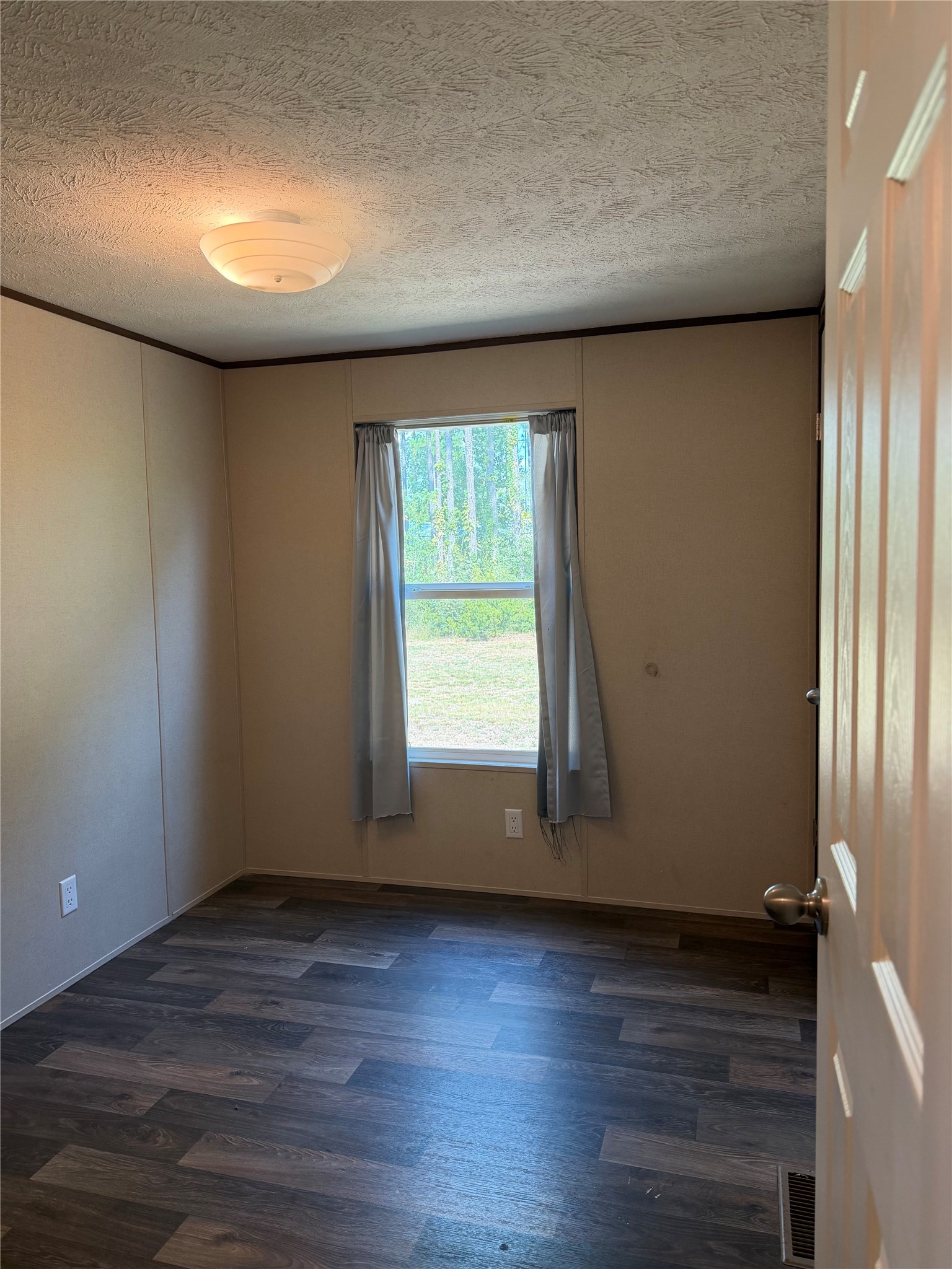 250 County Road 5001 Property Photo 6