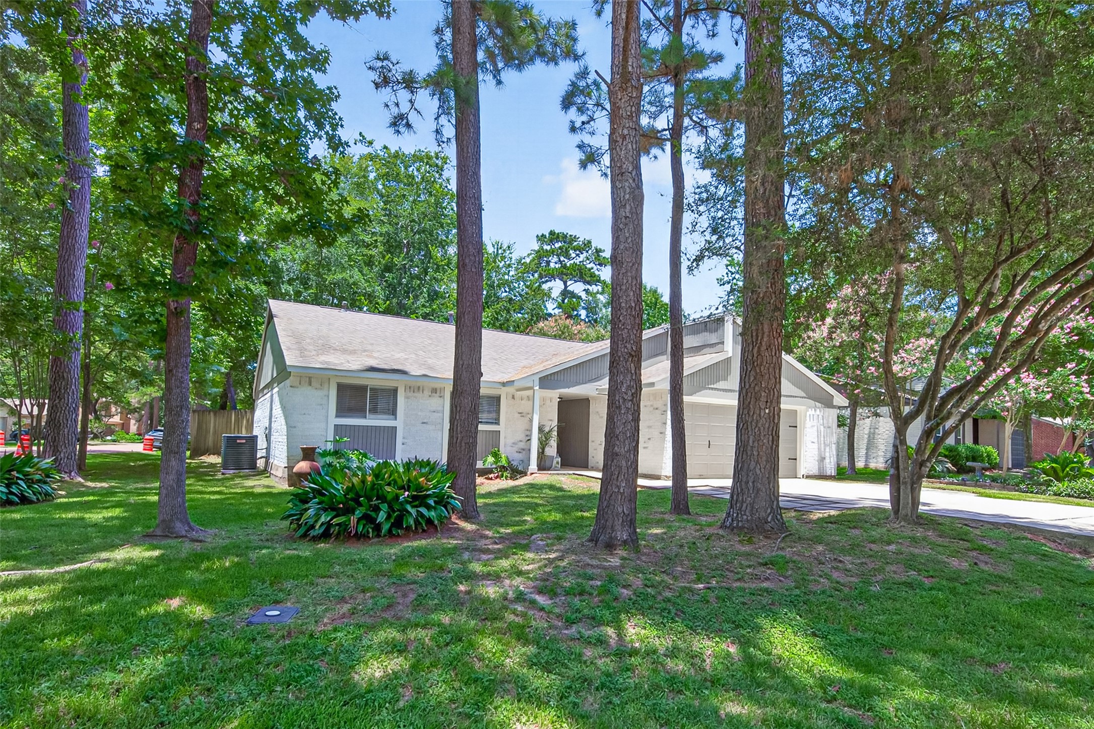 1 Still Glen Court Property Photo 3