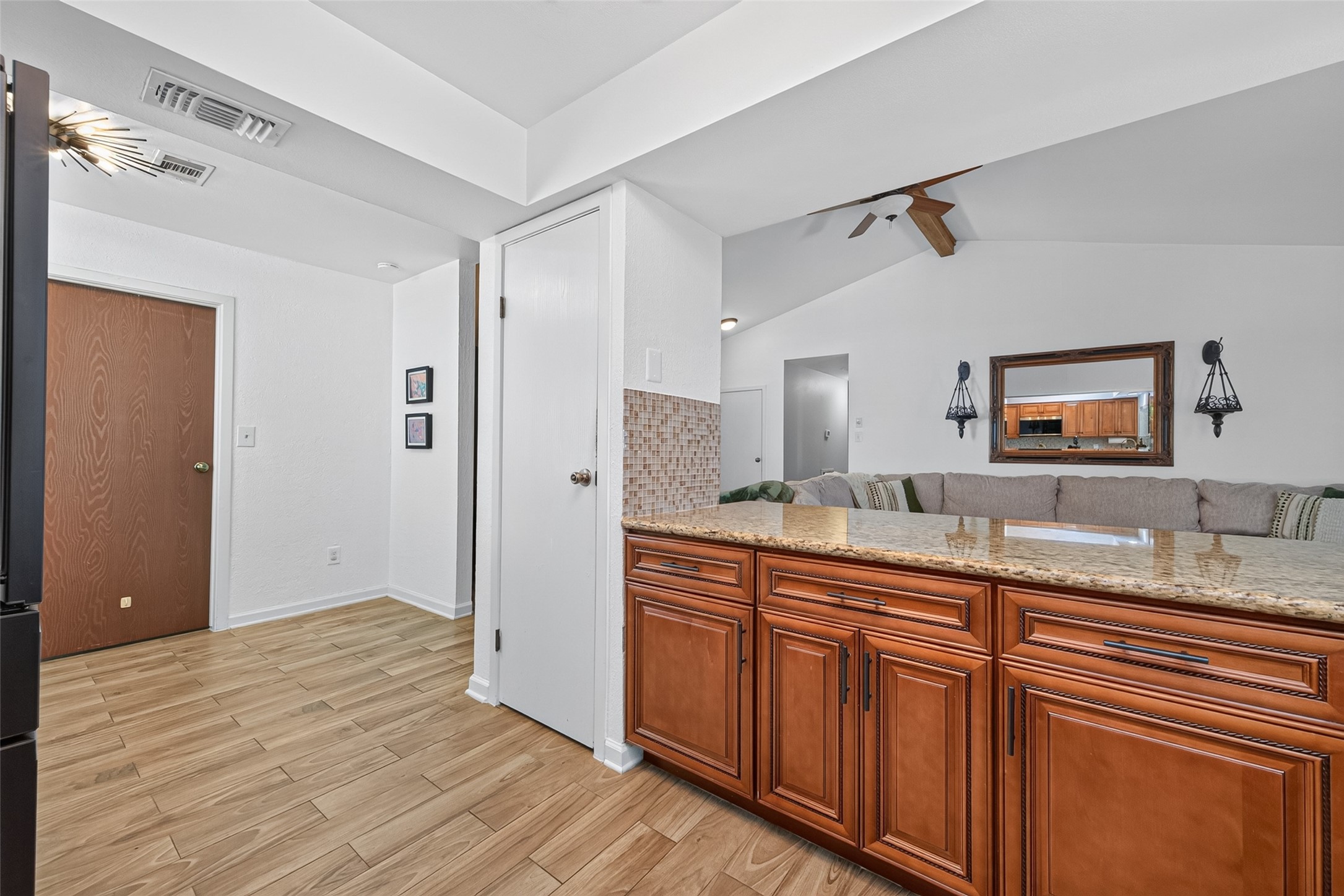 1 Still Glen Court Property Photo 19