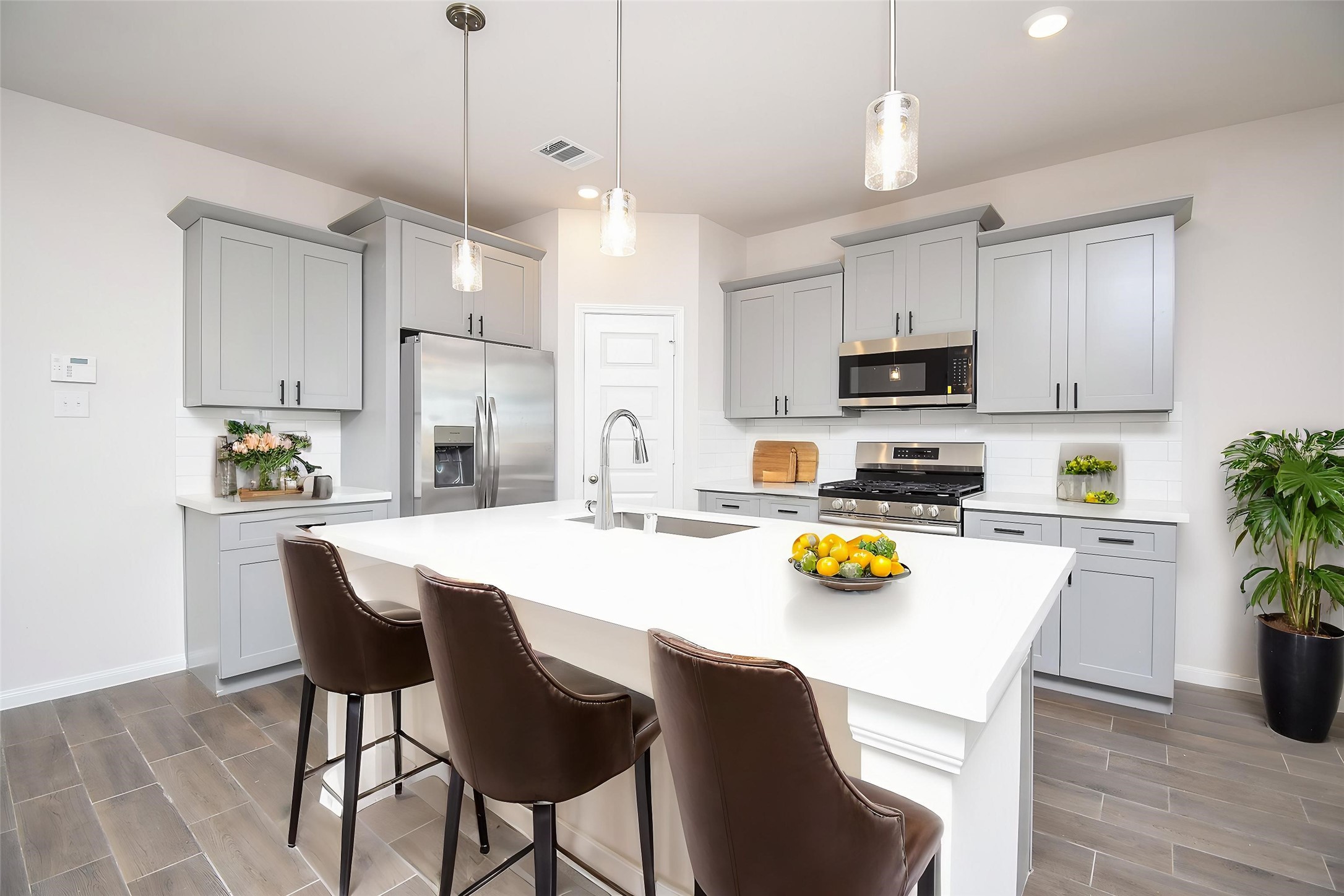 14519 Aston Pines Drive Property Photo 9