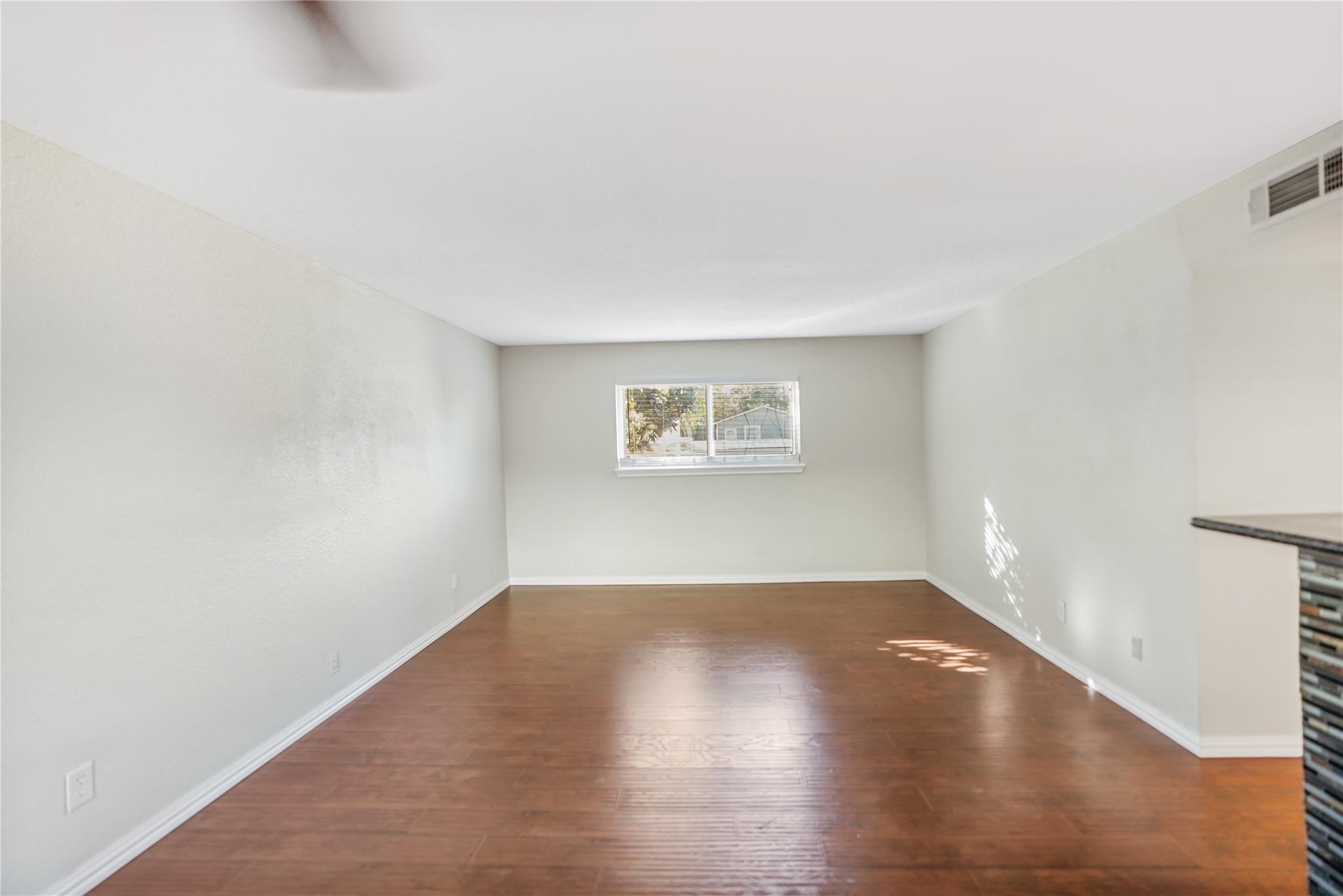 419 Marshall Street 10 Property Photo 8