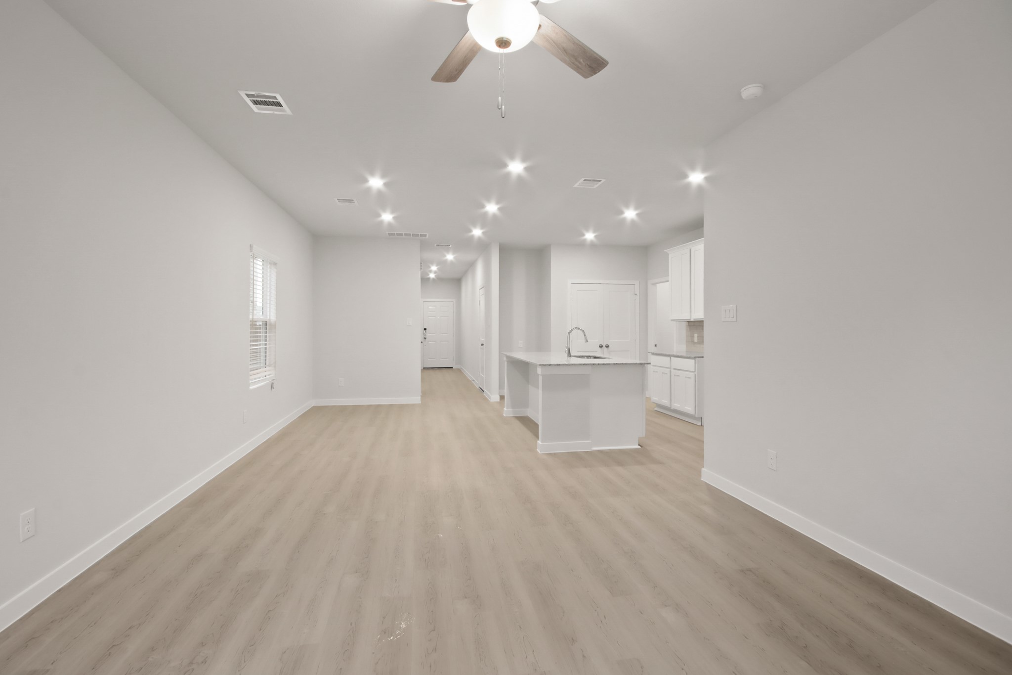 9320 Shady Creek Drive Property Photo 8