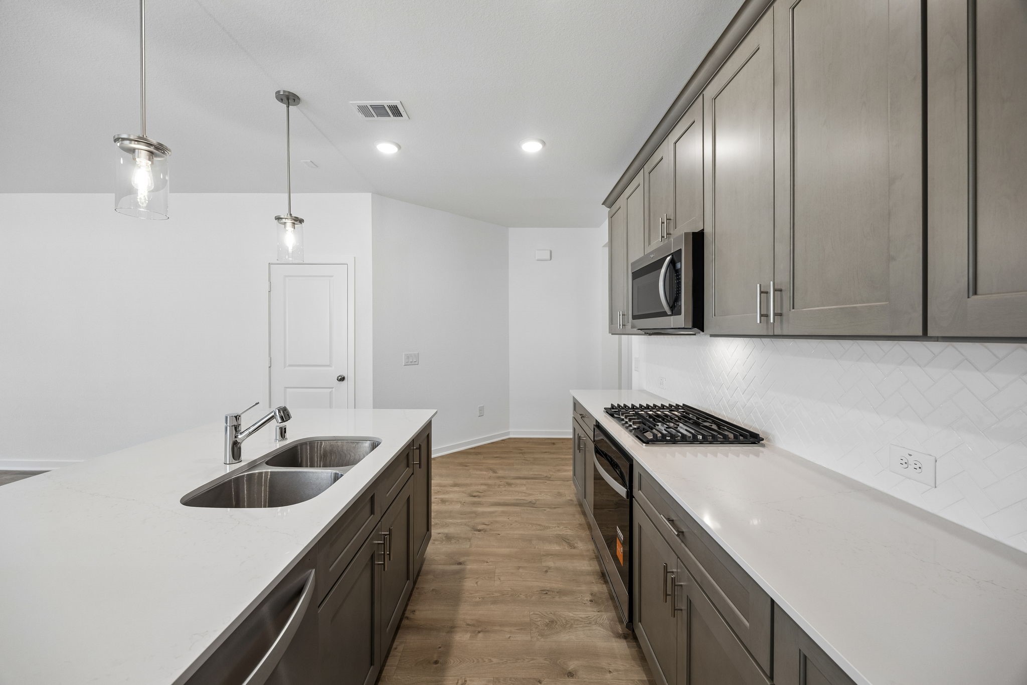 18210 Ellerden Forest Drive Property Photo 7