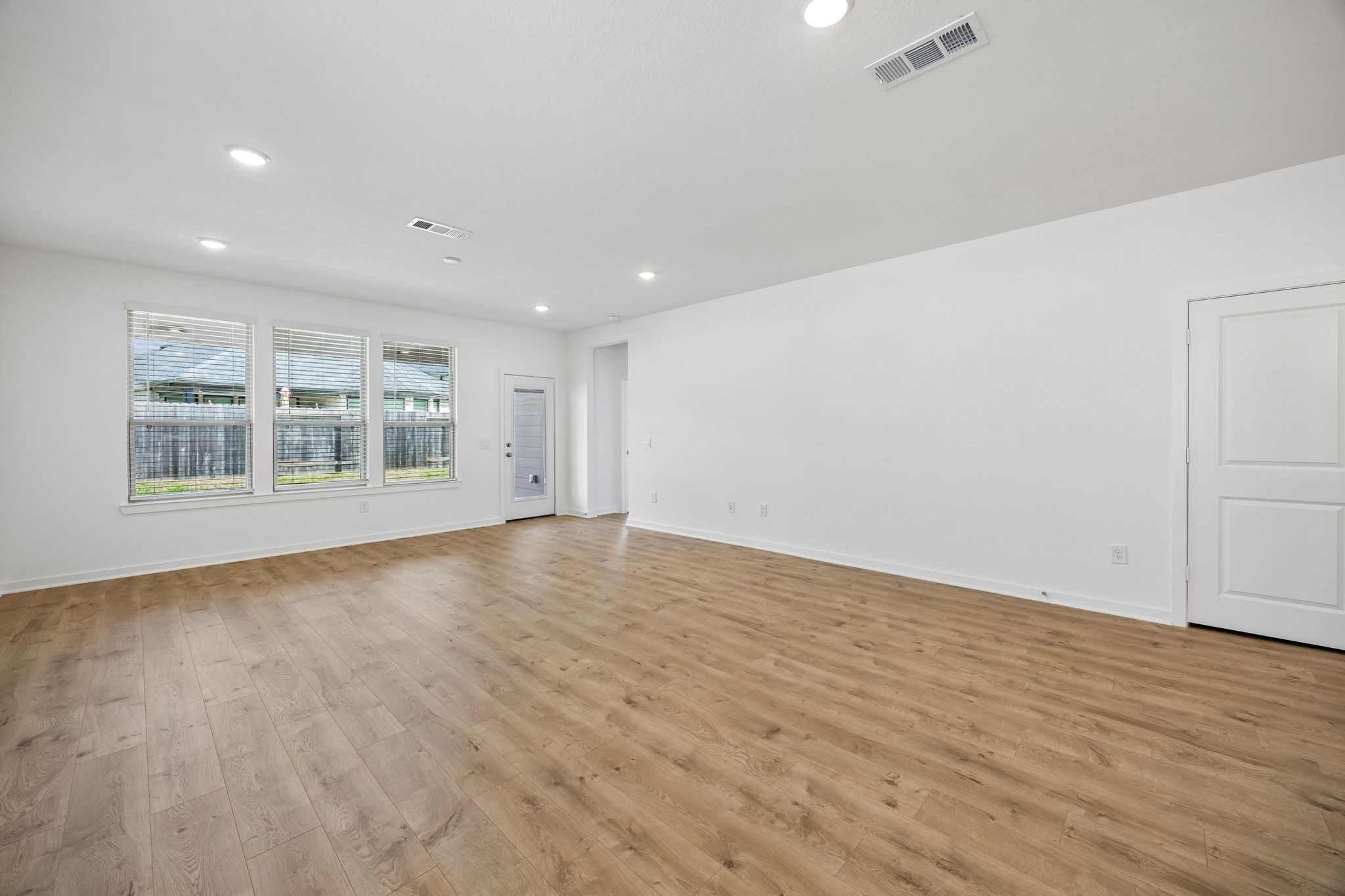 18210 Ellerden Forest Drive Property Photo 12