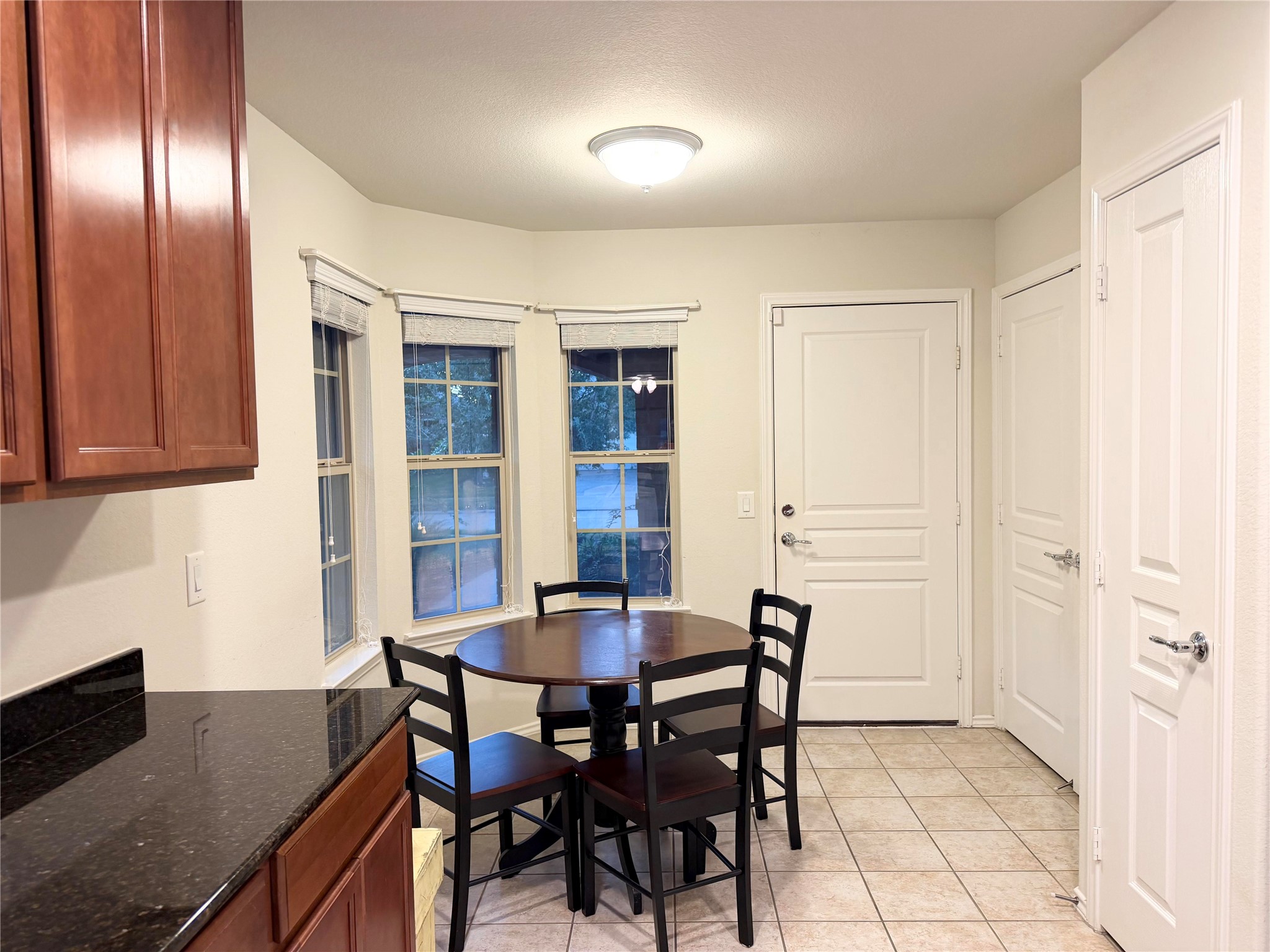 1115 Catalpa Drive Property Photo 6