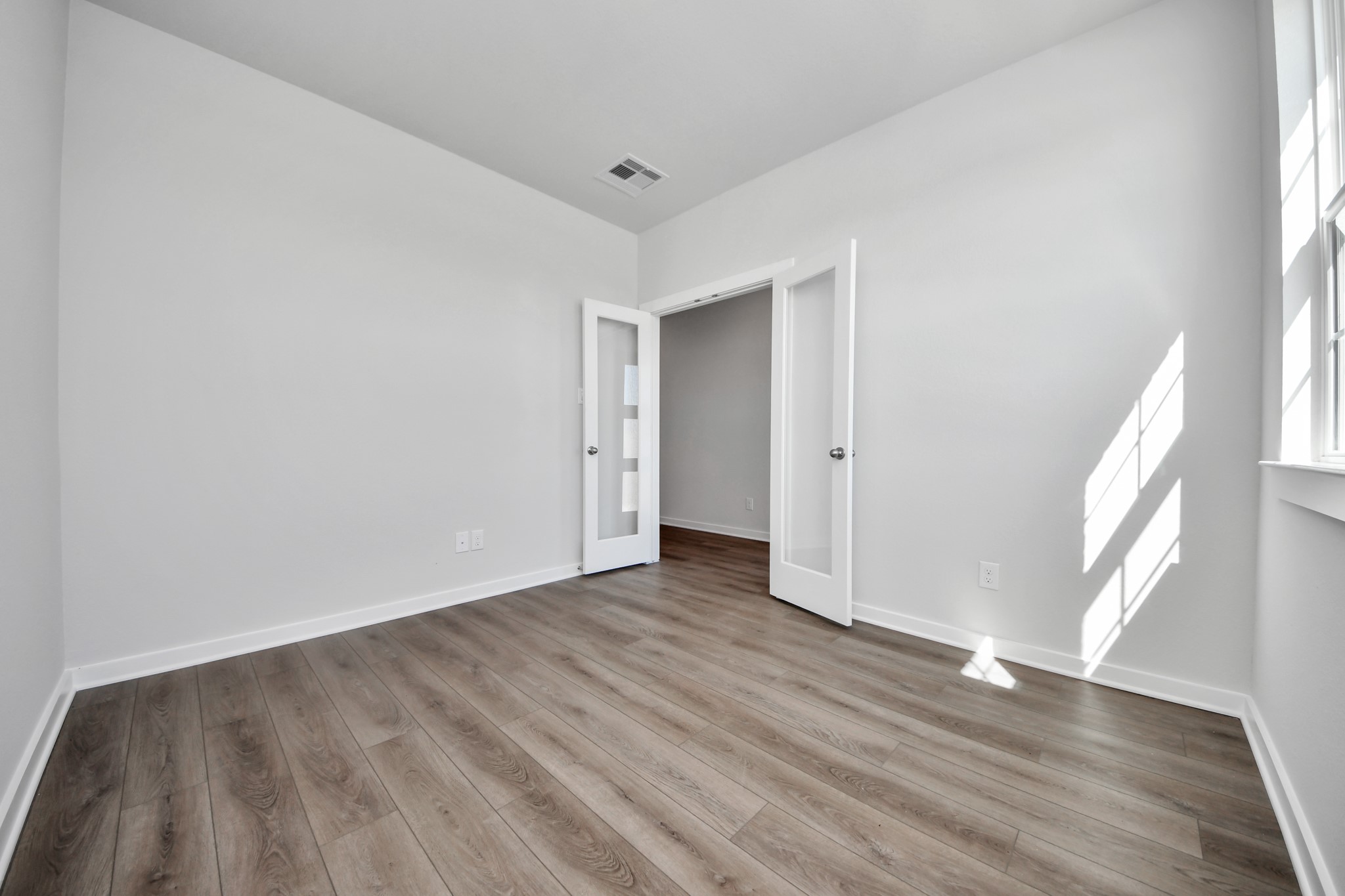 1030 Arbor Drive Property Photo 10