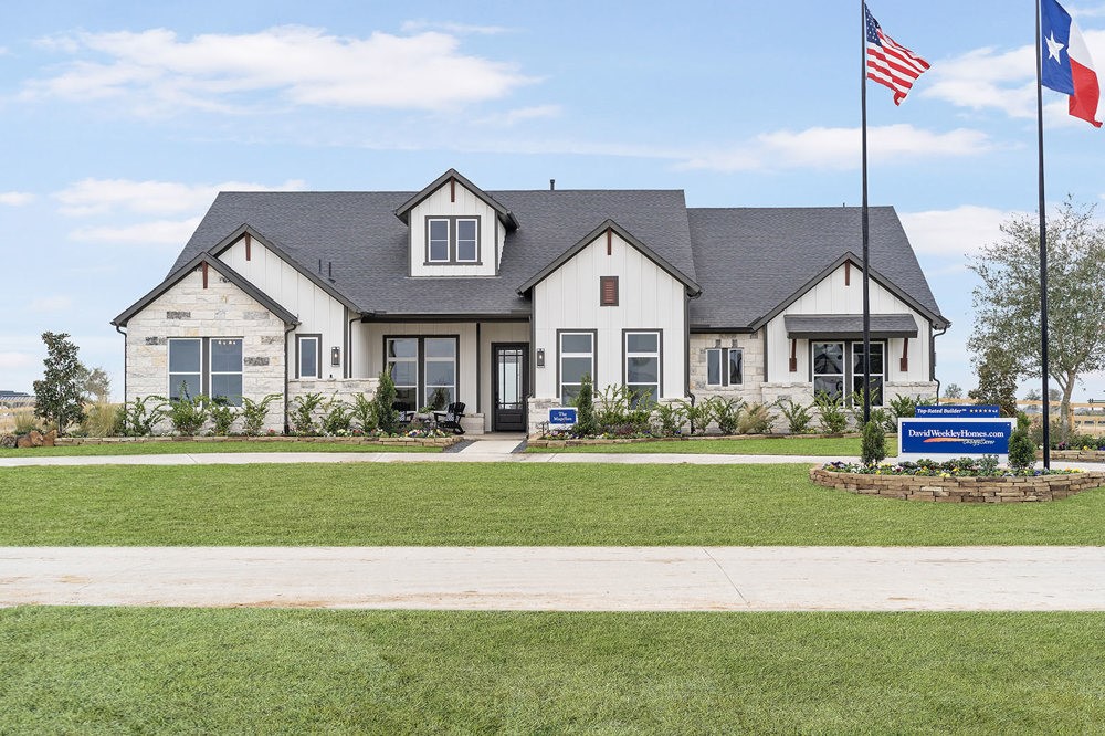 2005 Whispering Oaks Lane Property Photo 1