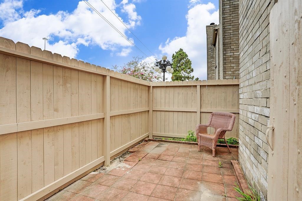 3248 Holly Hall Street 3248 Property Photo 2