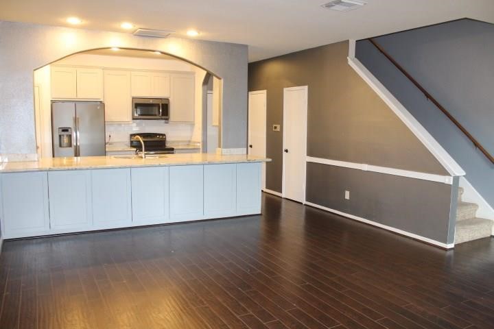 3248 Holly Hall Street 3248 Property Photo 3