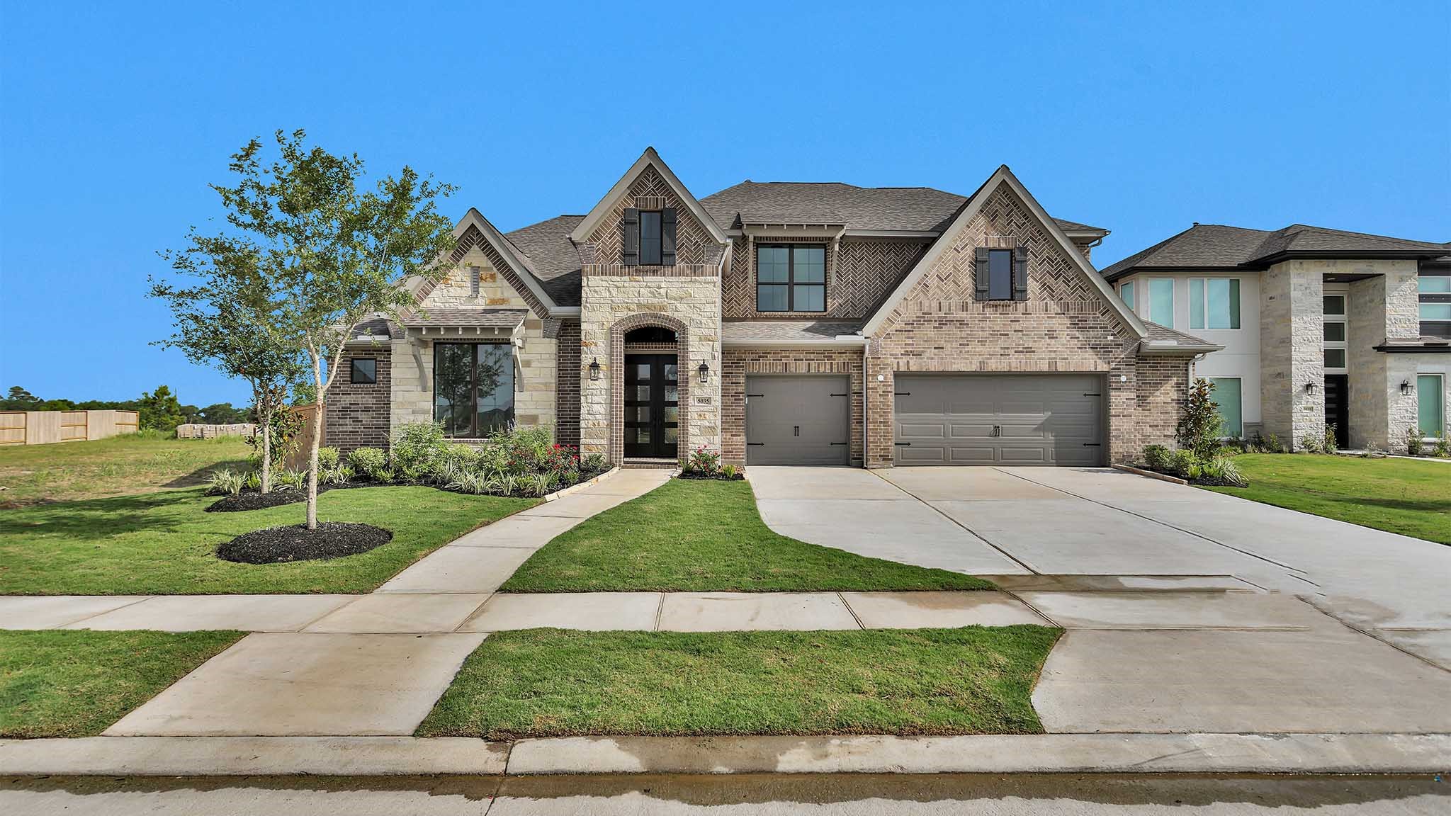 5035 Fountainhead Lane Property Photo 1