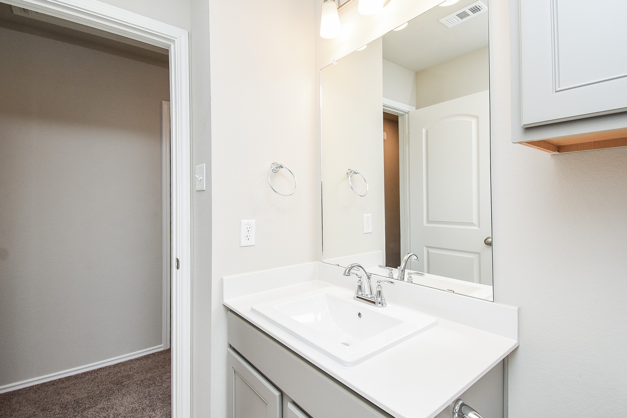 2910 Scanlan Meadow 18 Property Photo 27