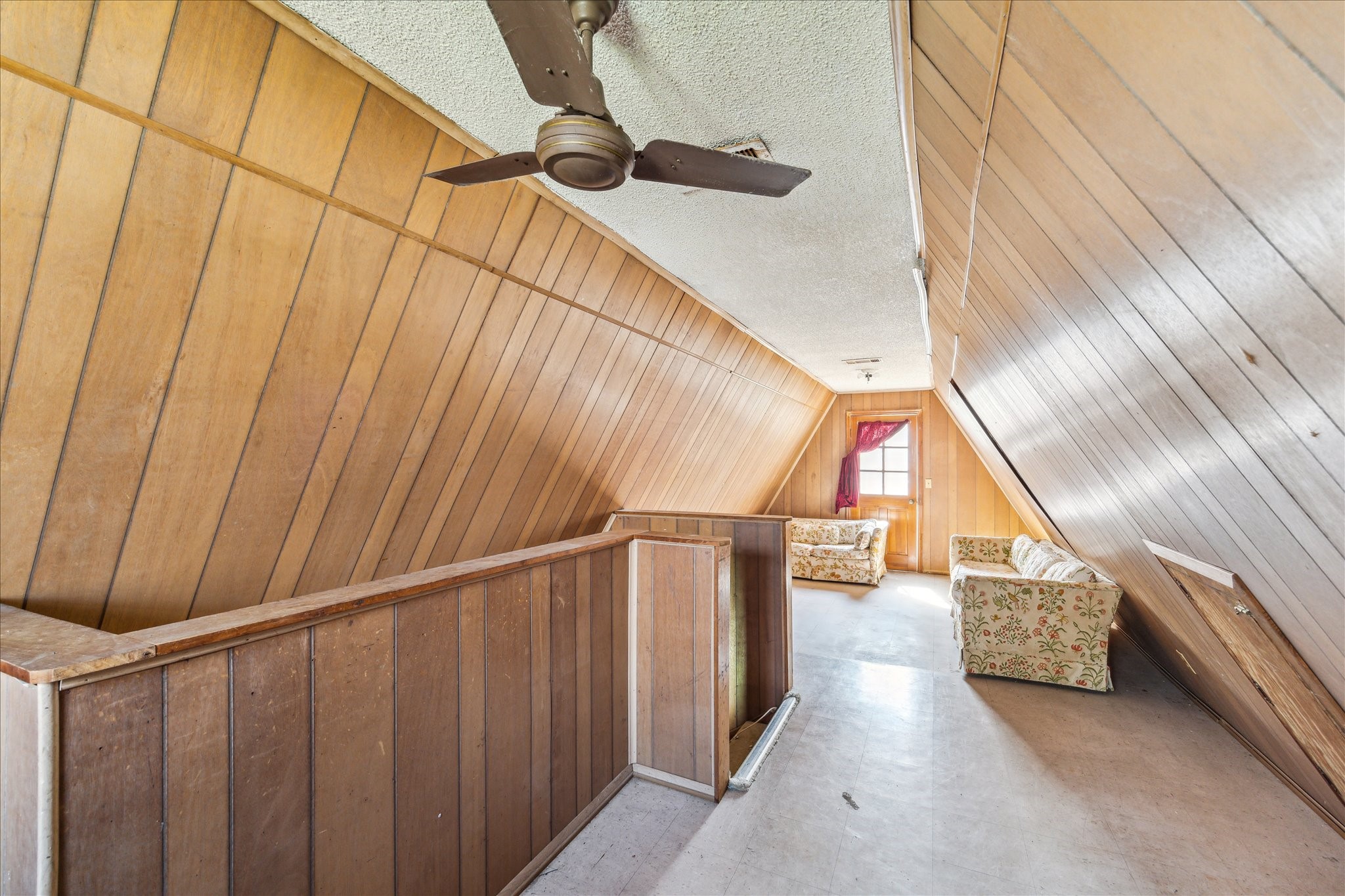 23092 E Martin Drive Property Photo 6