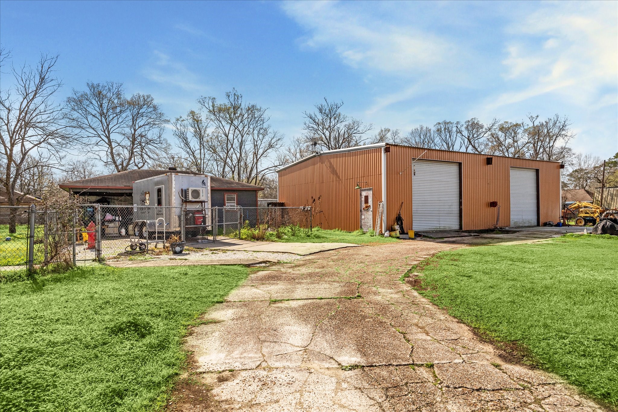 23092 E Martin Drive Property Photo 8