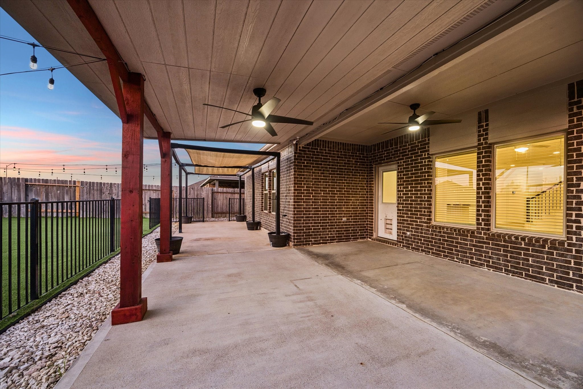 16019 Jordan Meadow Way Property Photo 4