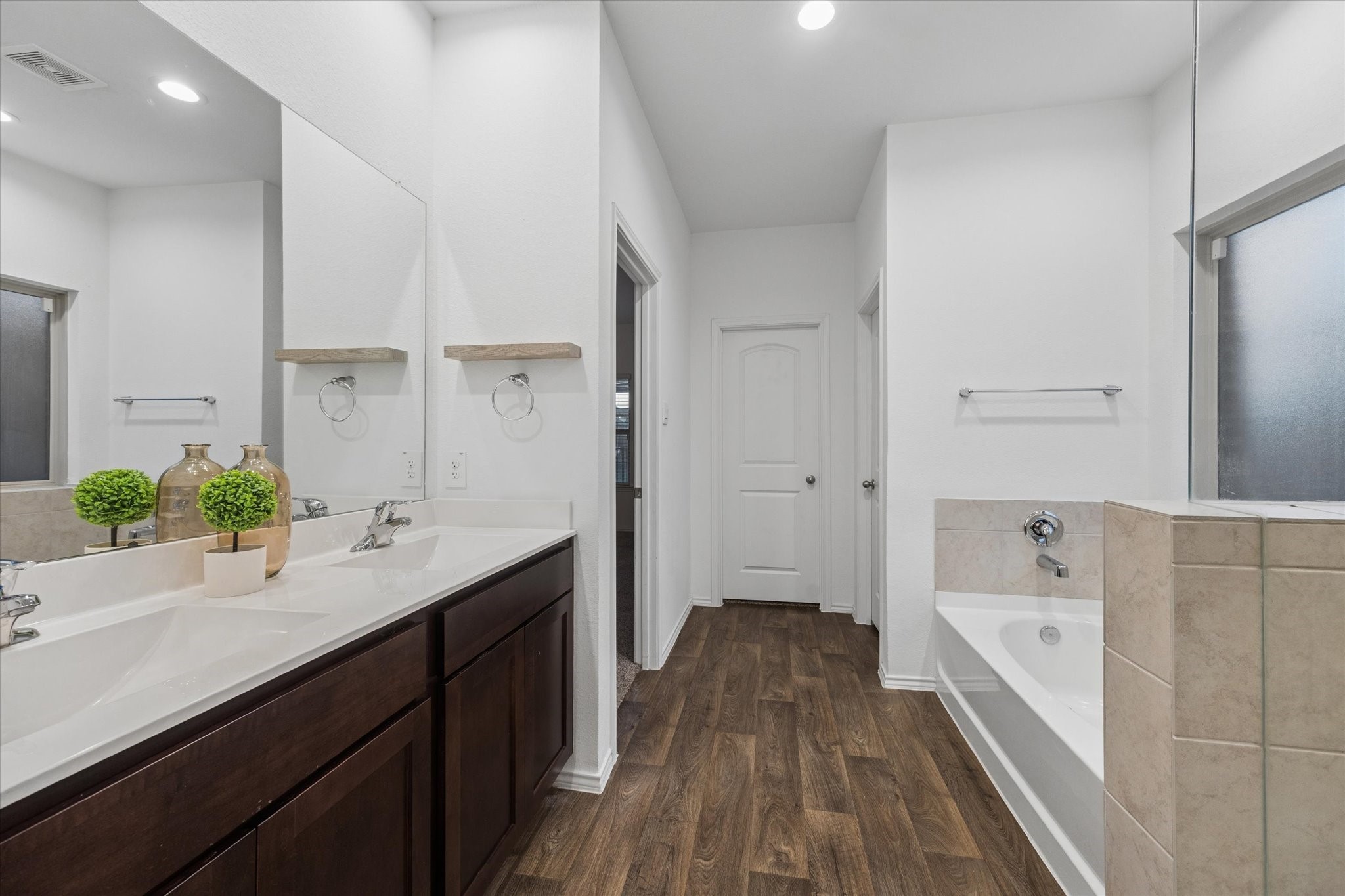 16019 Jordan Meadow Way Property Photo 21