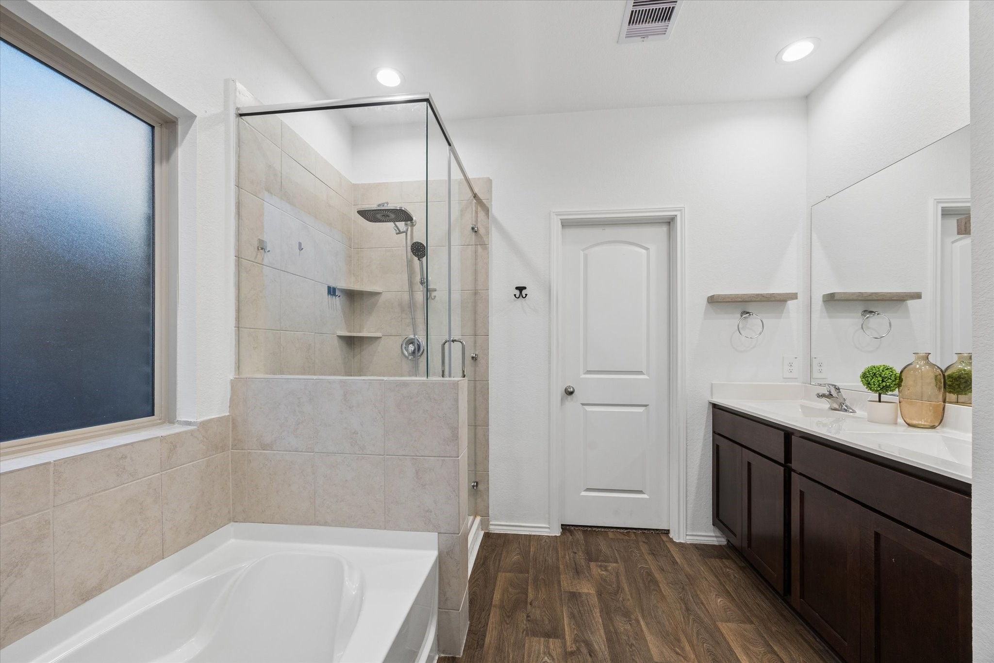 16019 Jordan Meadow Way Property Photo 22