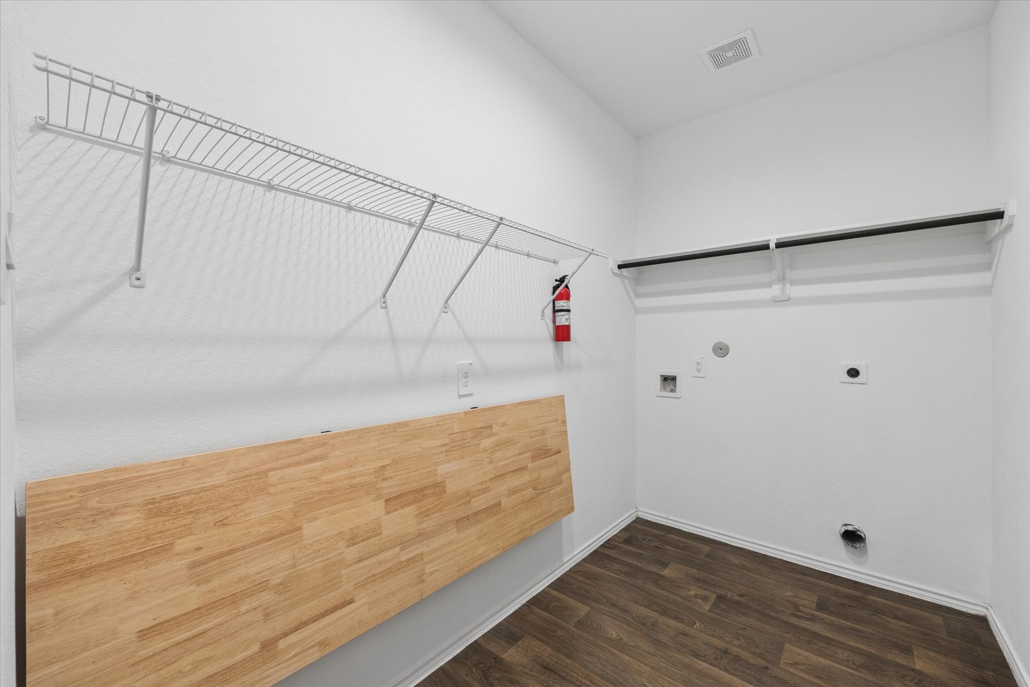 16019 Jordan Meadow Way Property Photo 28