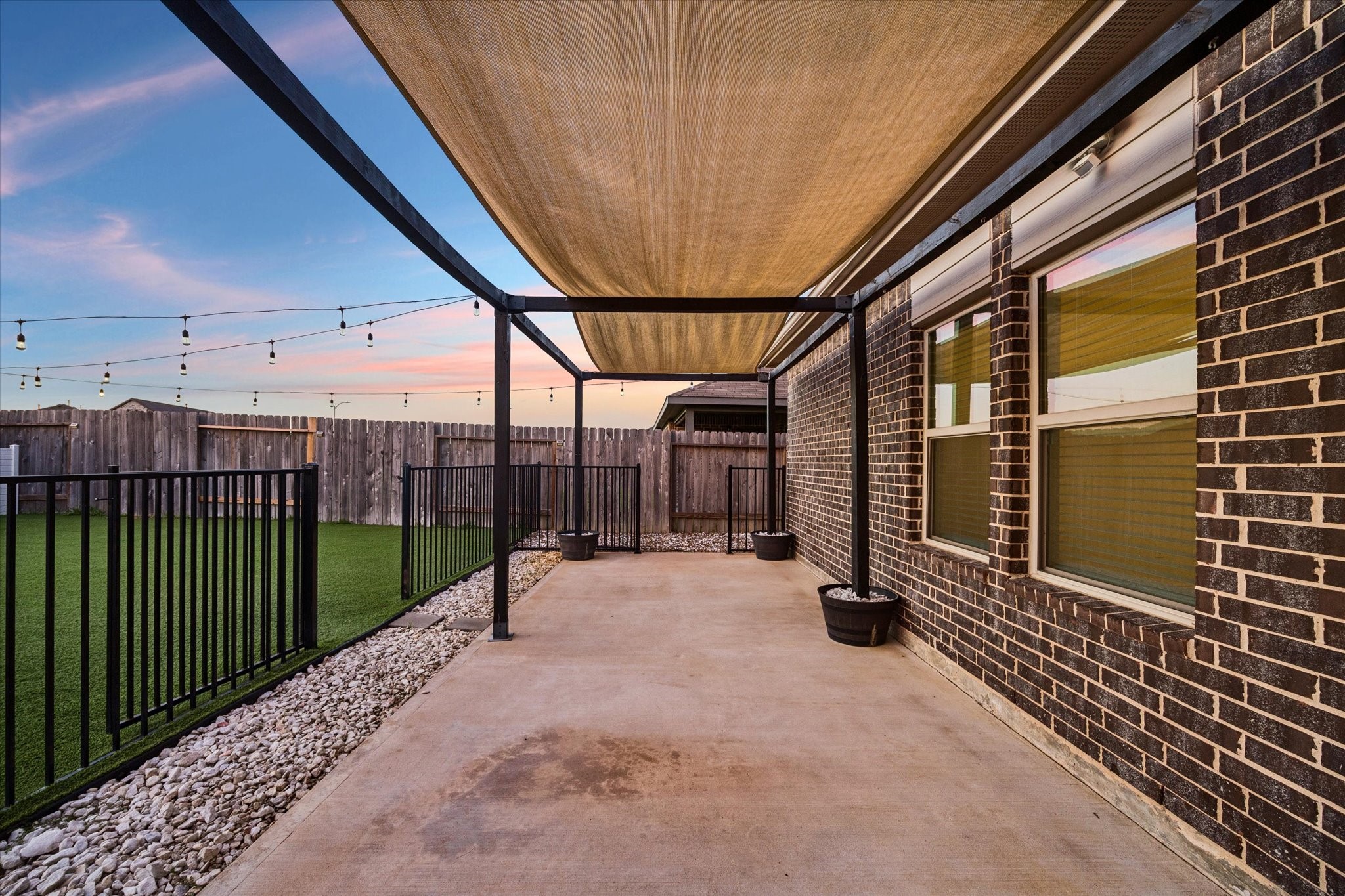 16019 Jordan Meadow Way Property Photo 32