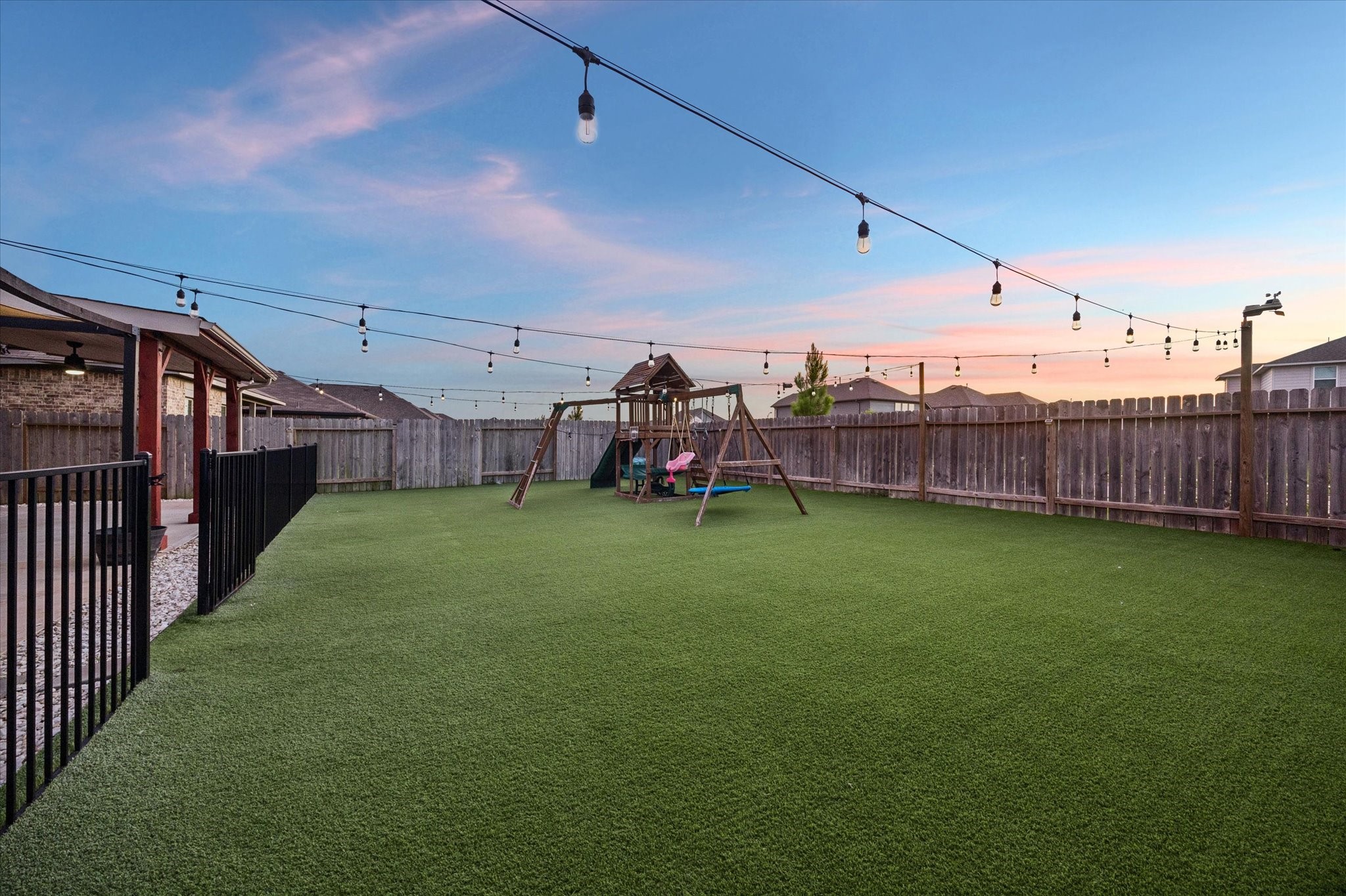16019 Jordan Meadow Way Property Photo 35