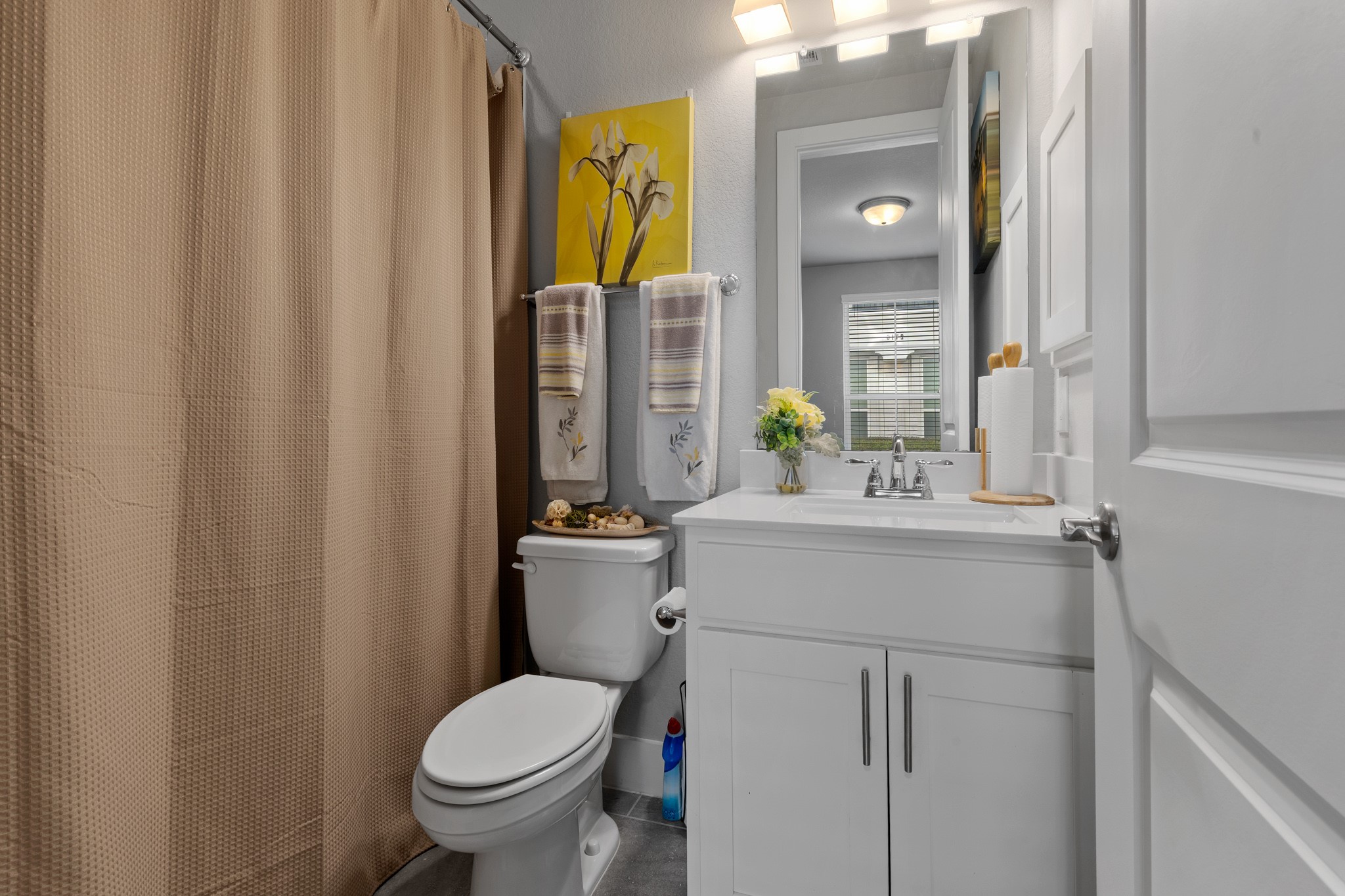 2706 Freund Street Property Photo 3