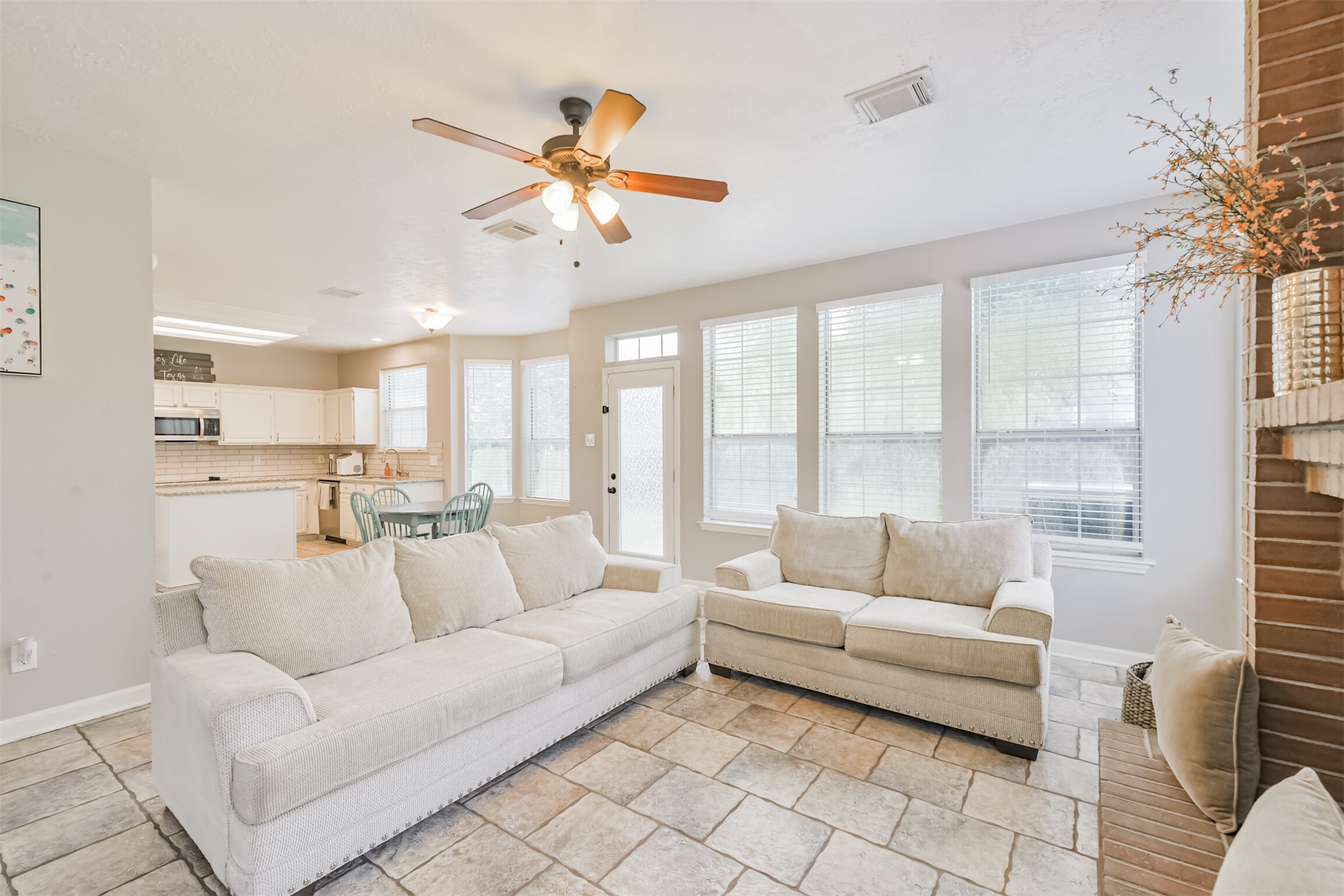 20422 Maple Meadows Court Property Photo 10