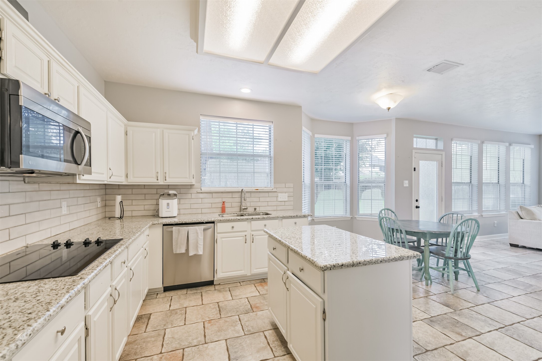 20422 Maple Meadows Court Property Photo 16