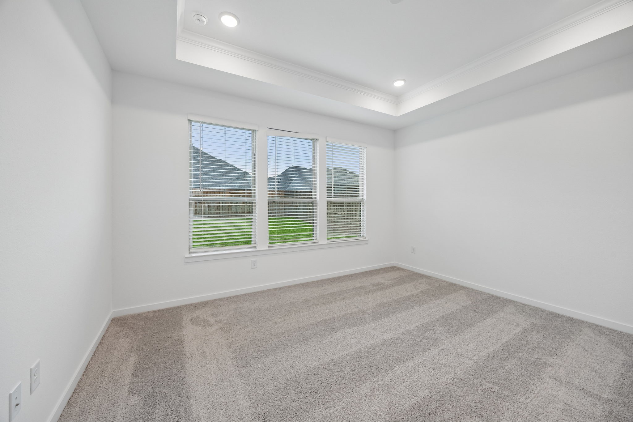 16050 Tangled Vine Lane Property Photo 20