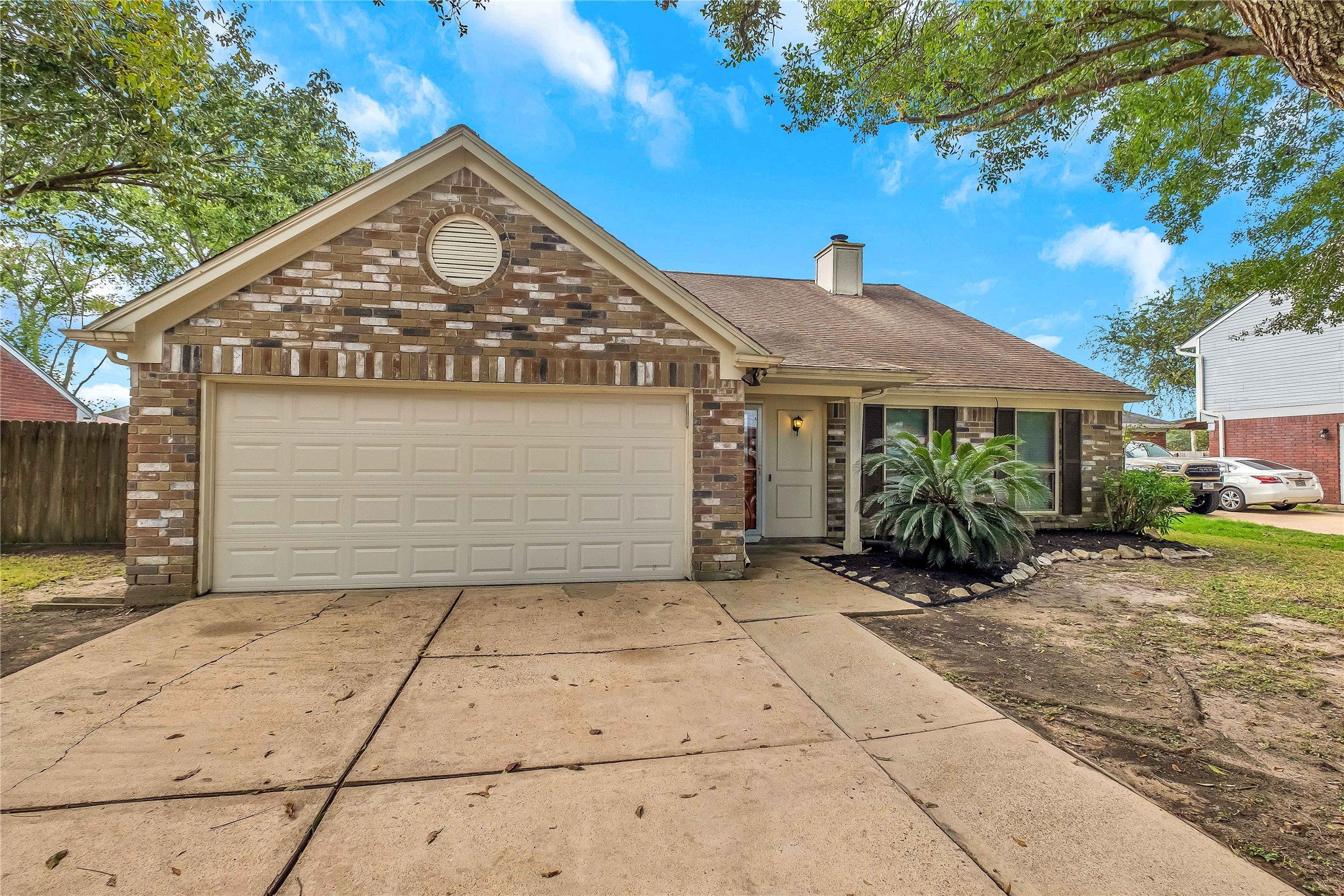 5216 Spring Branch Drive Property Photo 1