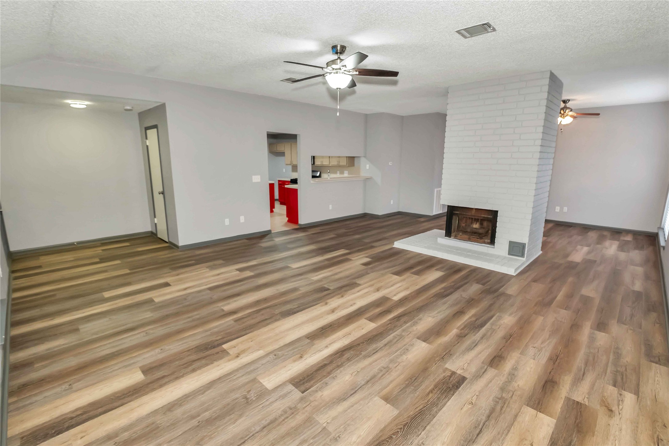 5216 Spring Branch Drive Property Photo 3