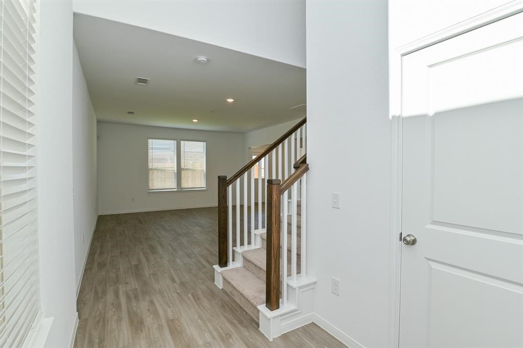 1005 Greenshank Drive Property Photo 15