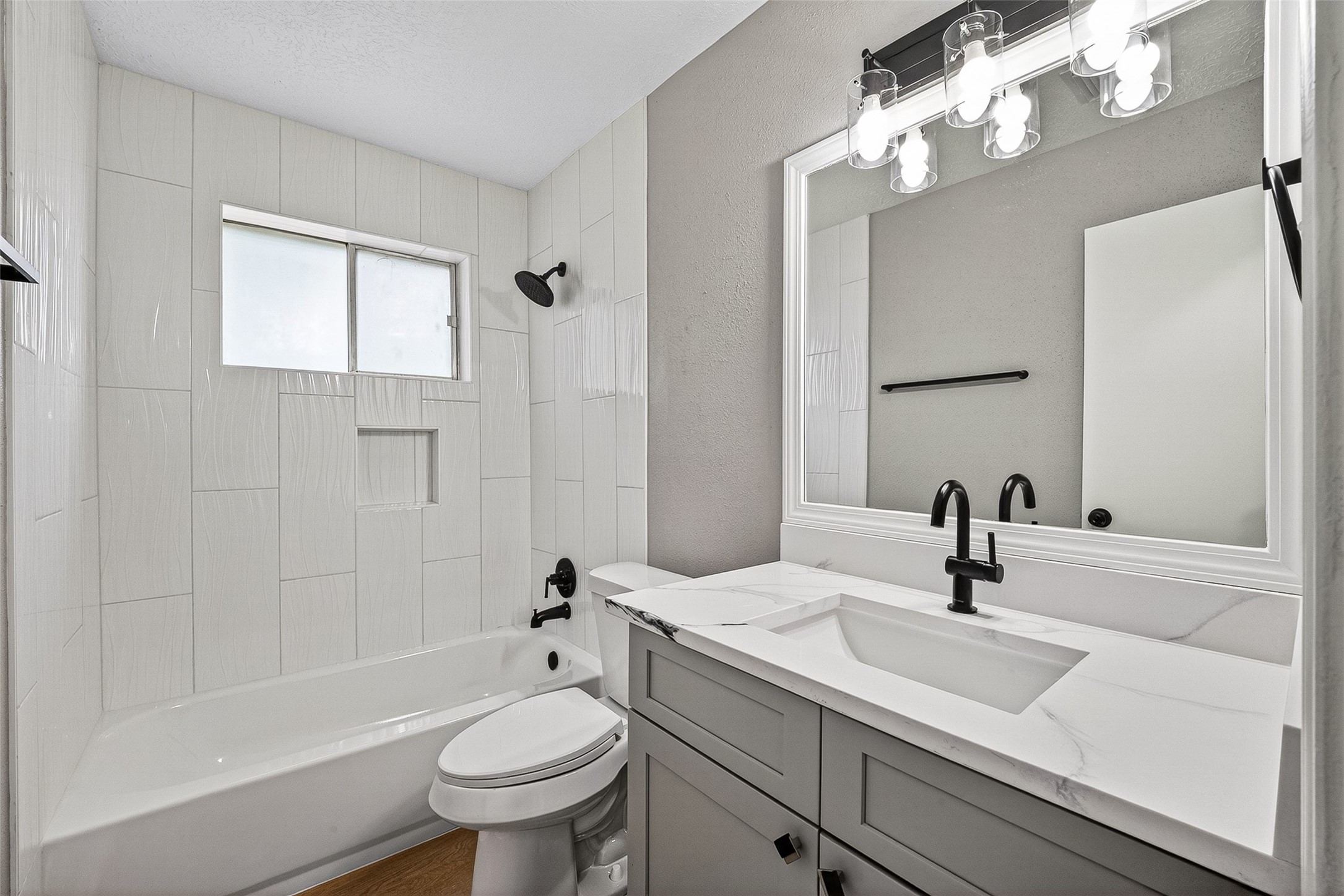 1011 Memorial Glen Drive Property Photo 29