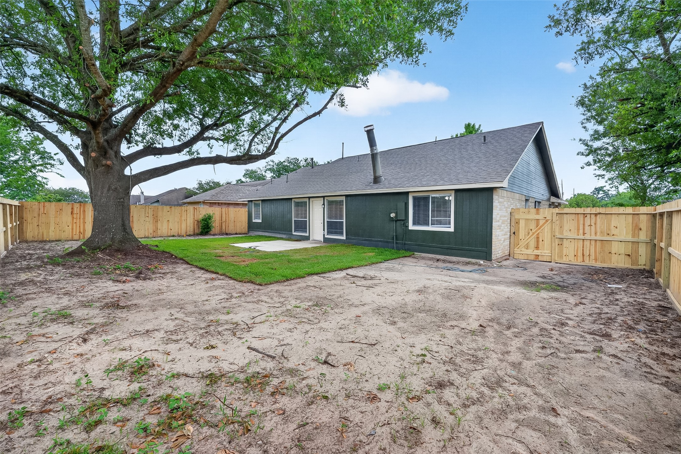 1011 Memorial Glen Drive Property Photo 33