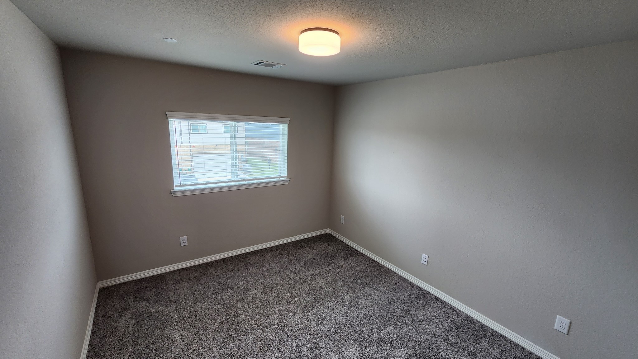 8009 Scanlan Trail Property Photo 19