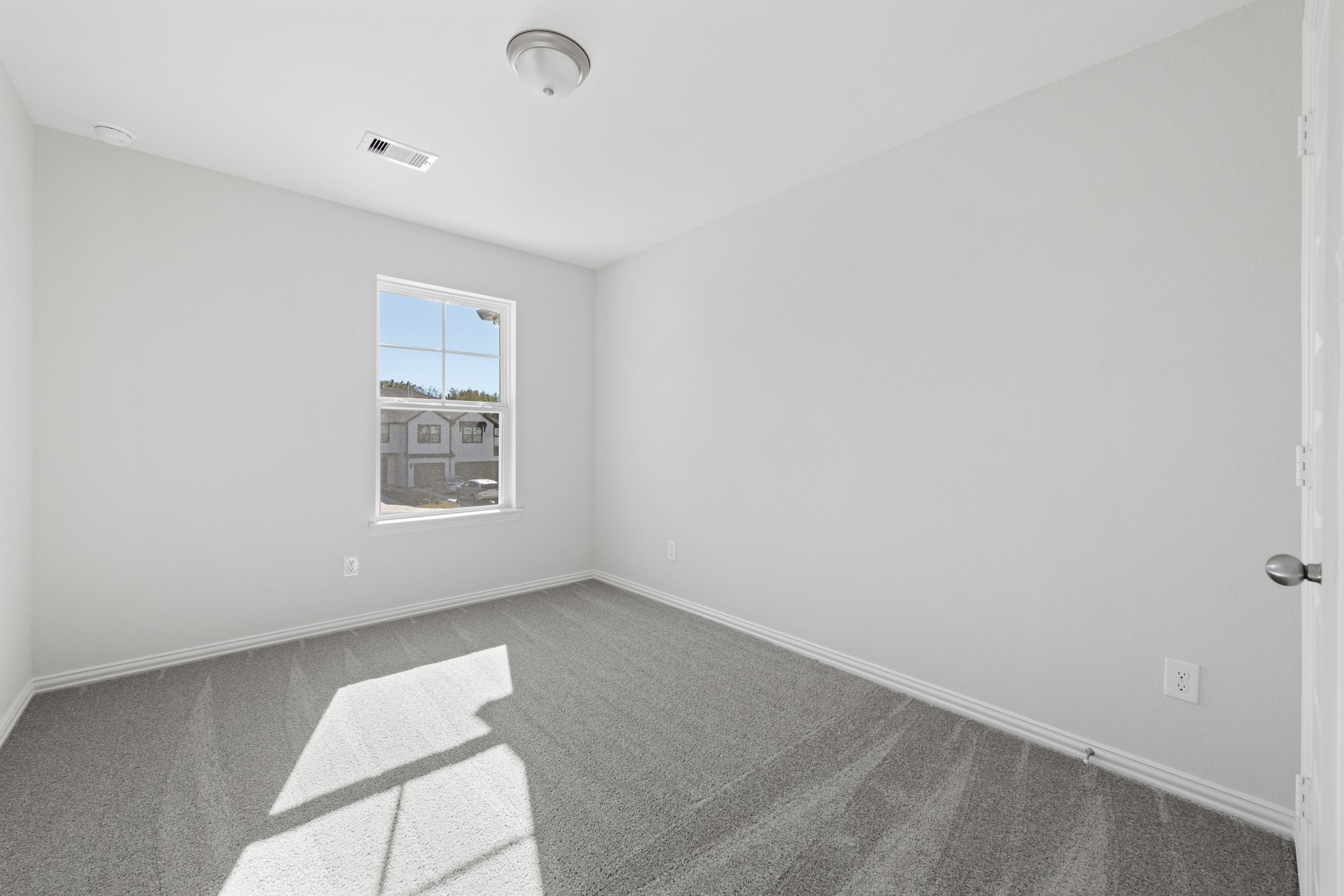 27806 Western Creek Court Property Photo 14