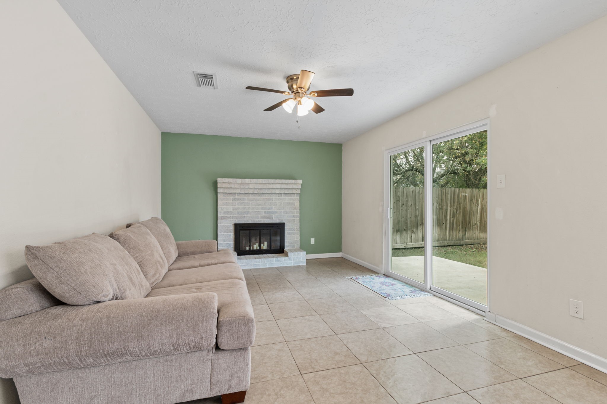 1323 Cowden Court Property Photo 10