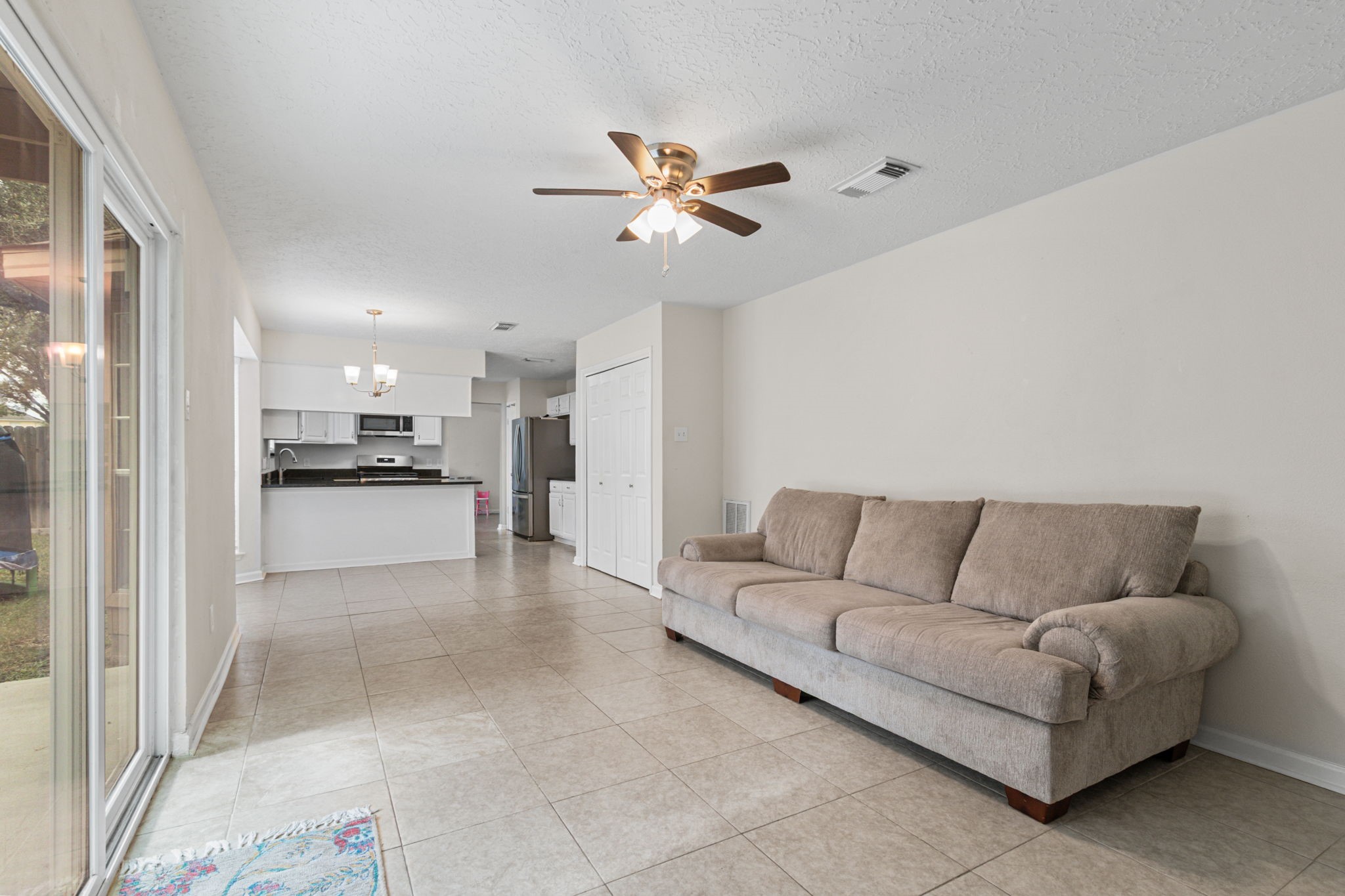 1323 Cowden Court Property Photo 11