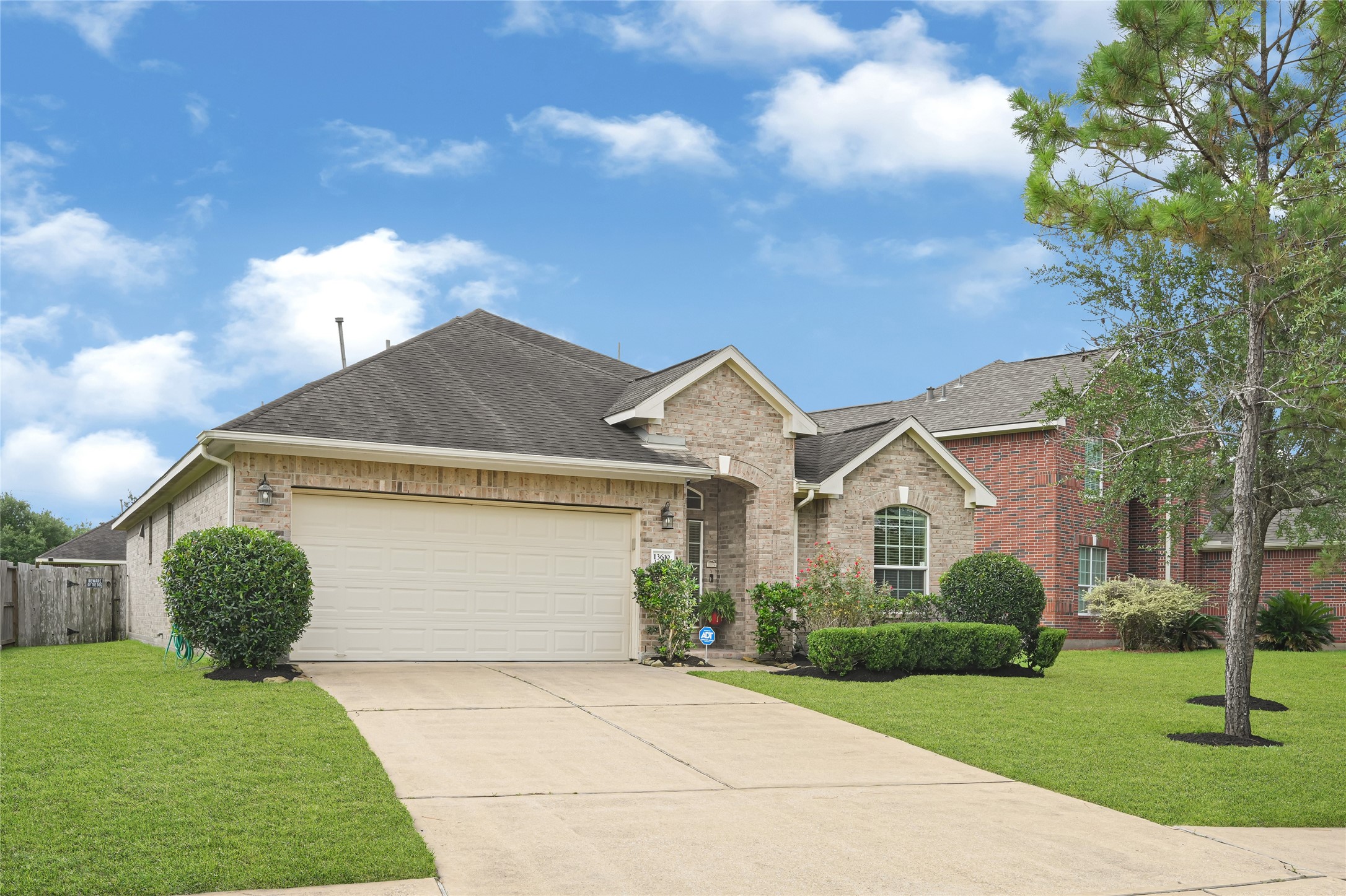 13610 Summer Spring Lane Property Photo