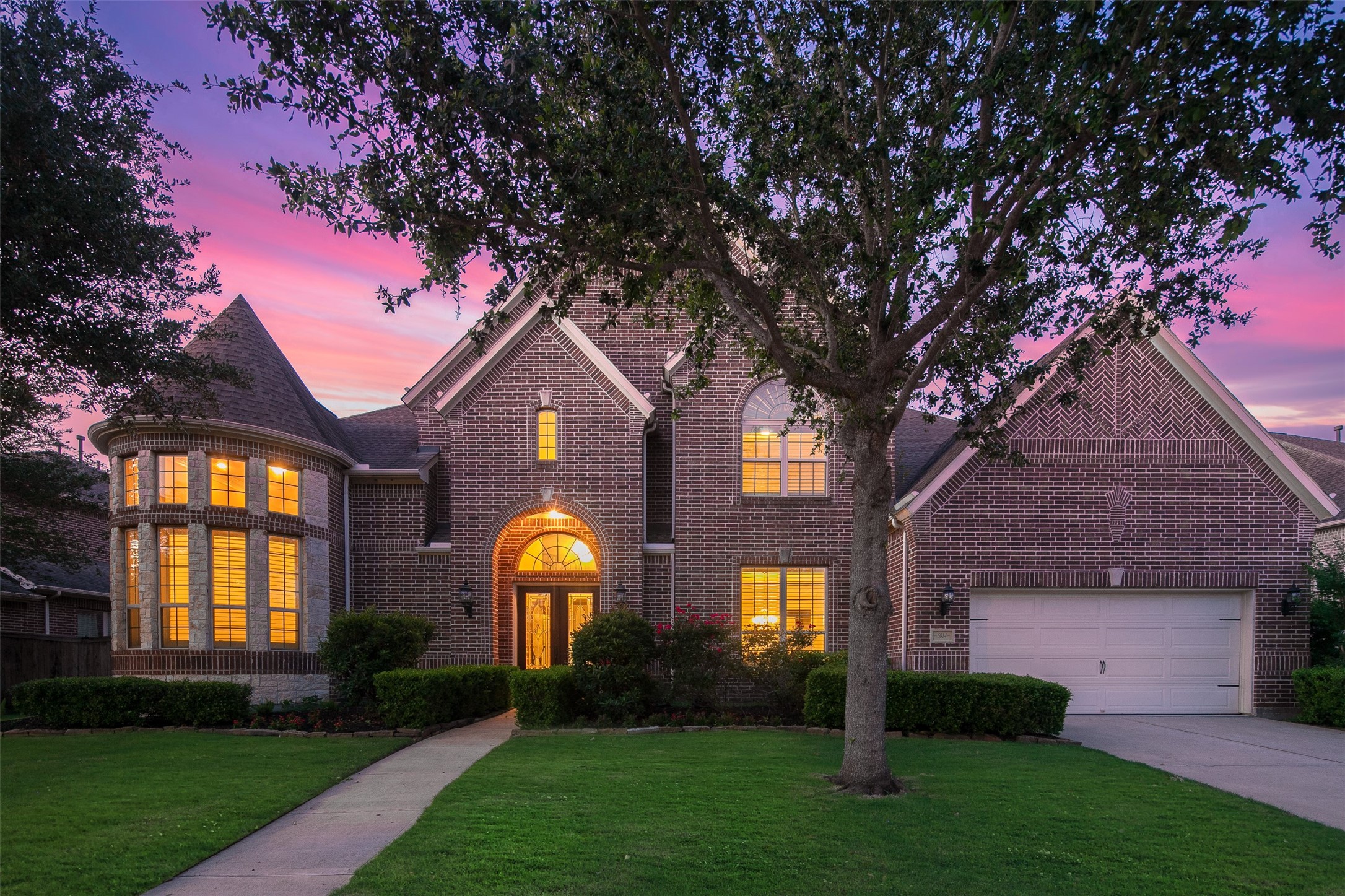 5014 Harvest Chase Lane Property Photo 1