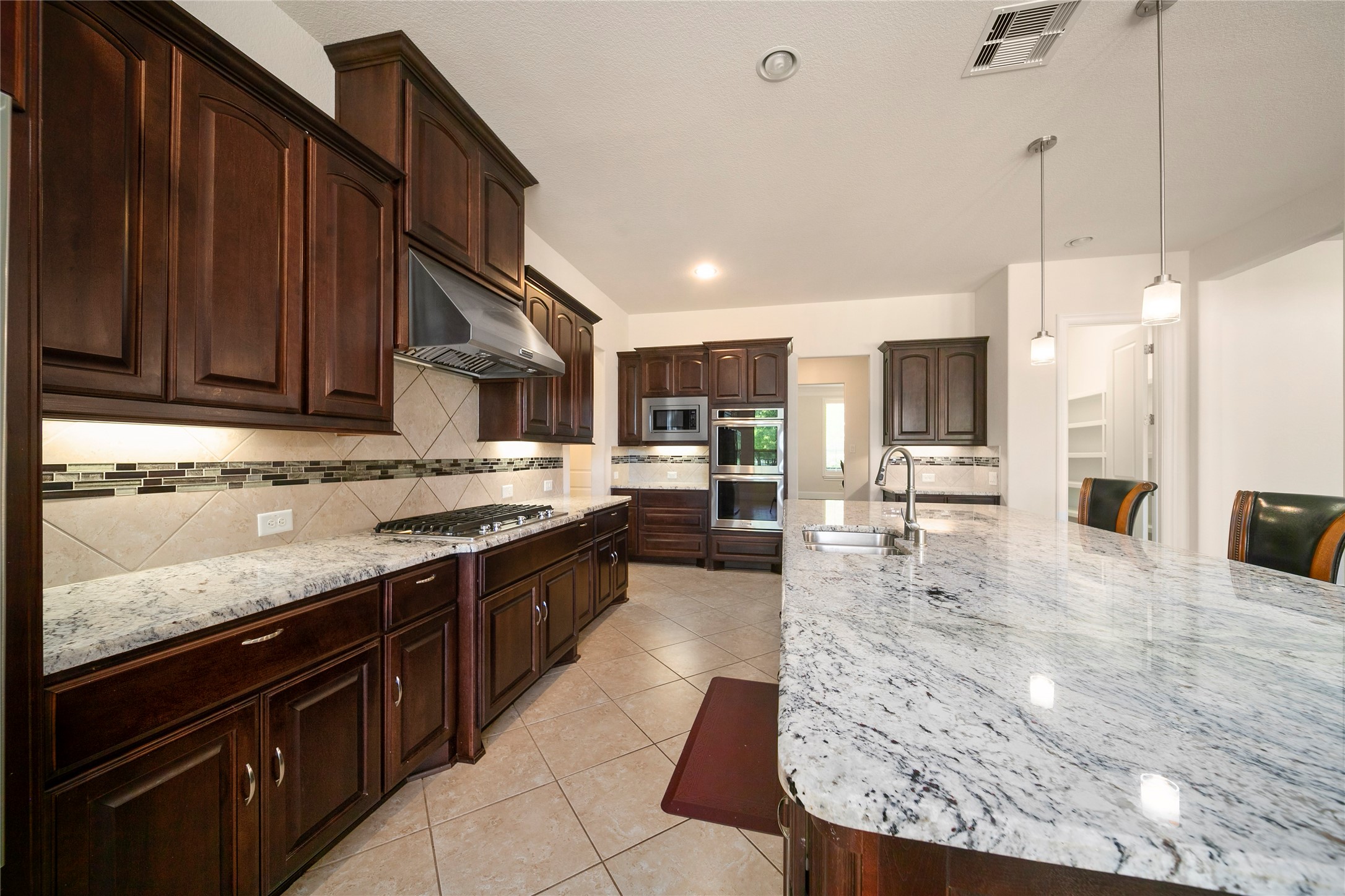 5014 Harvest Chase Lane Property Photo 13