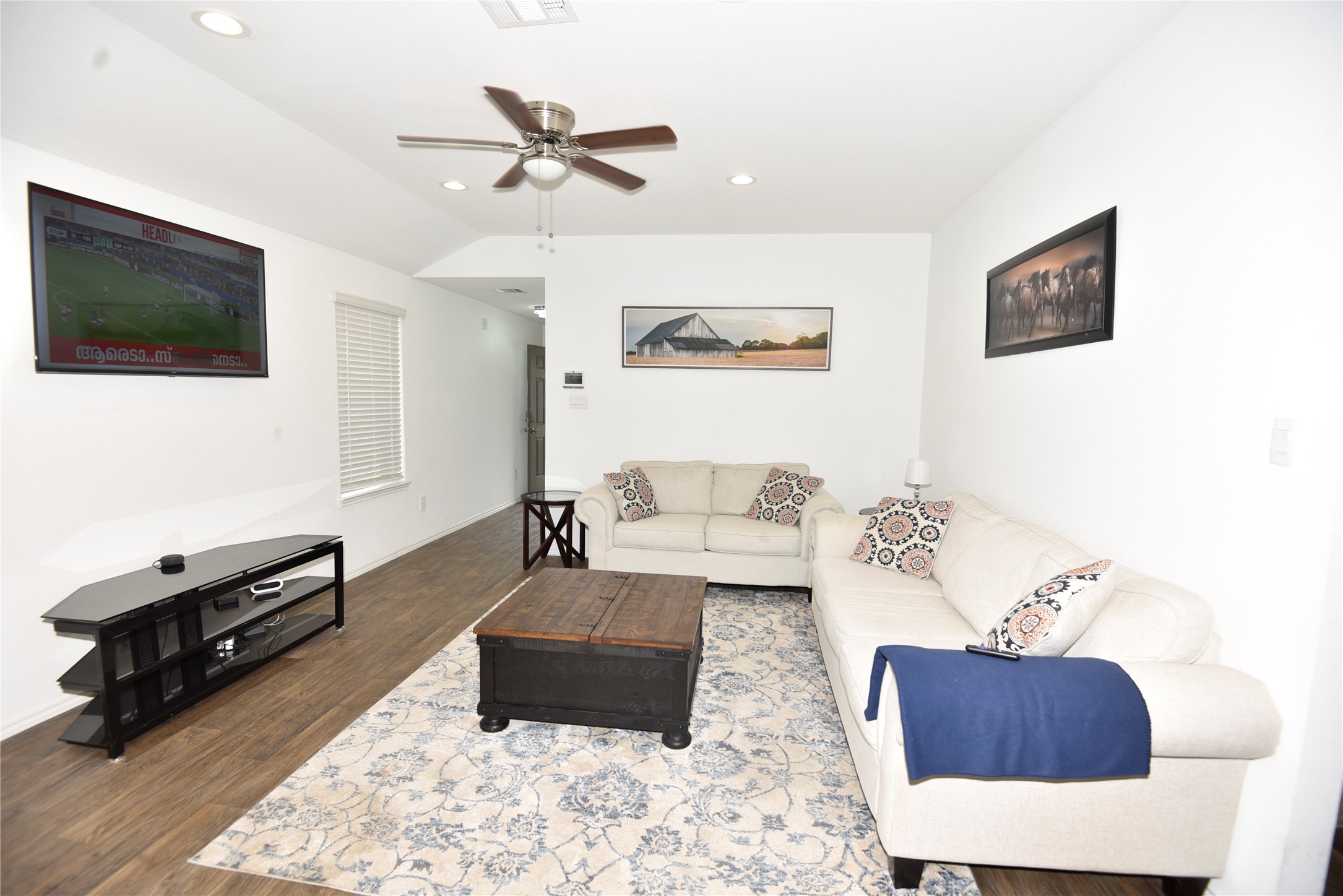 16684 Lonely Pines Drive Property Photo 11