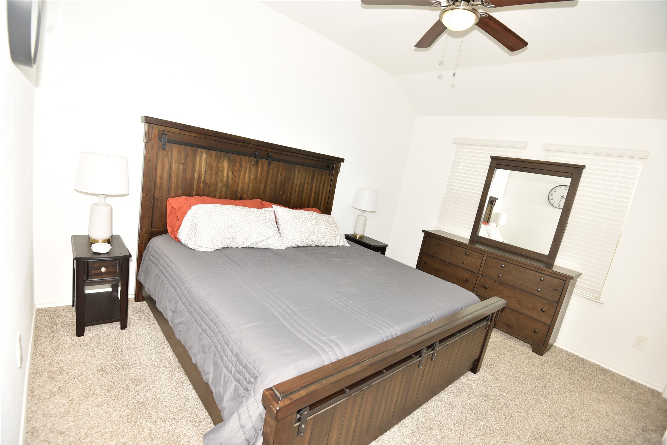 16684 Lonely Pines Drive Property Photo 21
