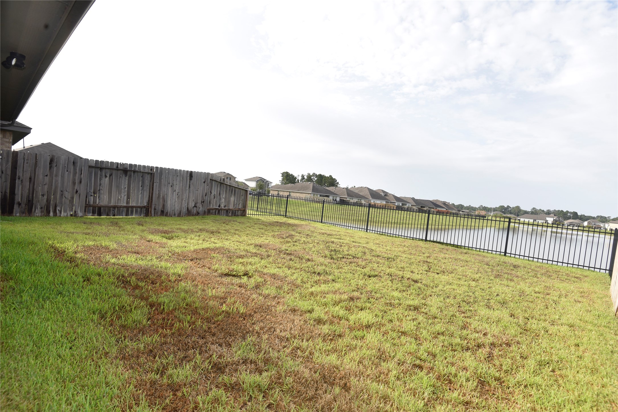 16684 Lonely Pines Drive Property Photo 25