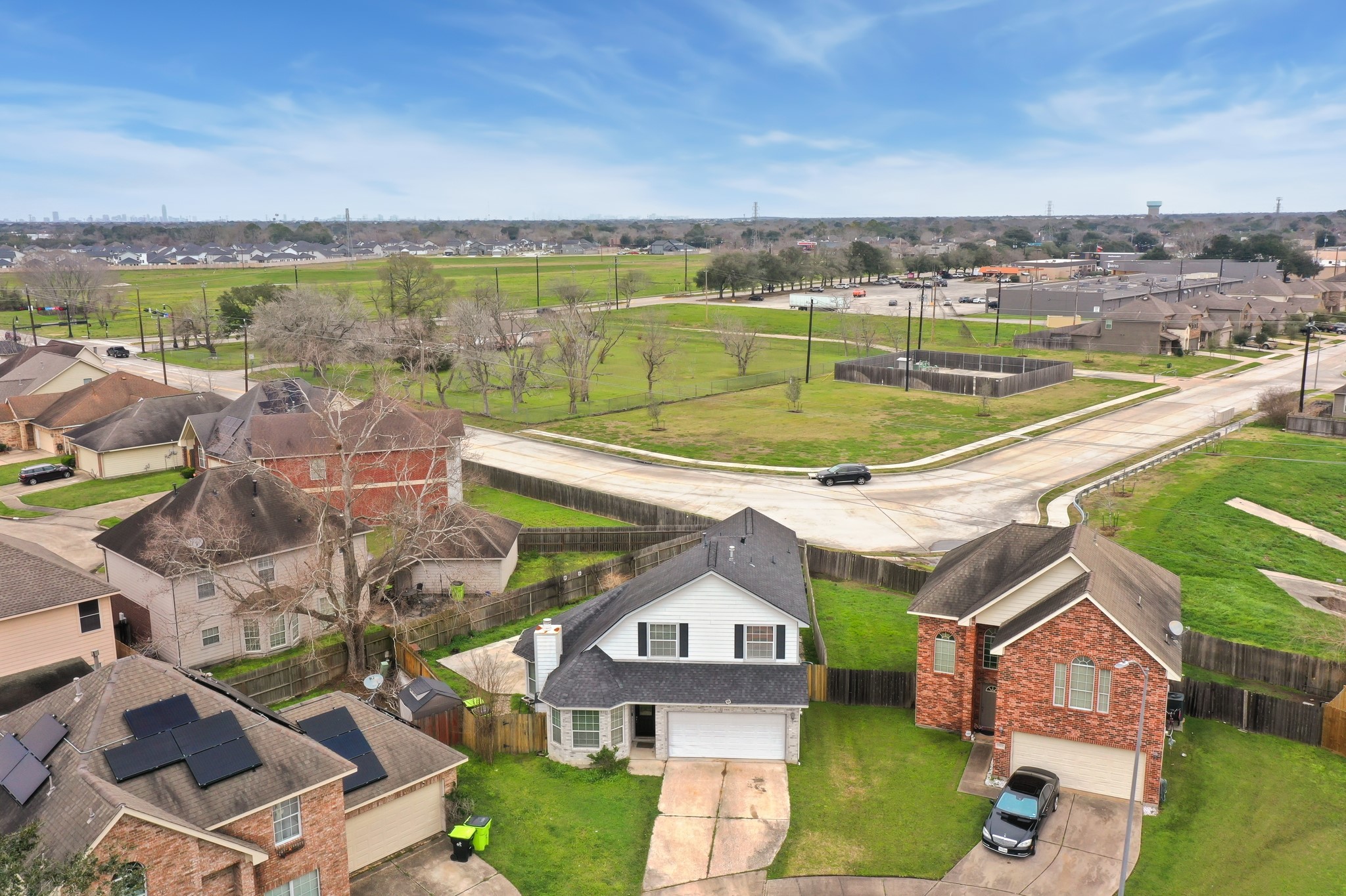 1906 Wood Trails Court Property Photo 1
