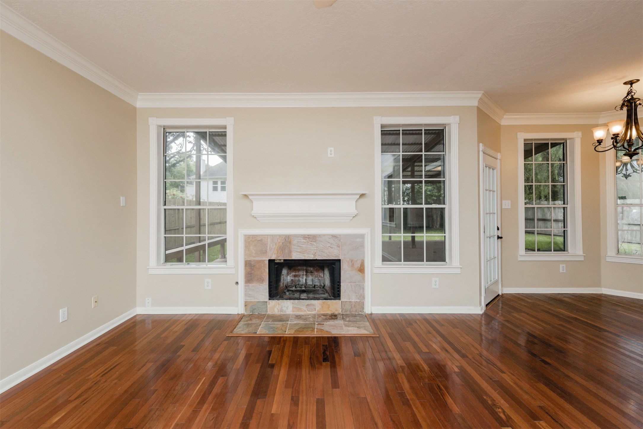 215 Sunset Ridge Property Photo 7